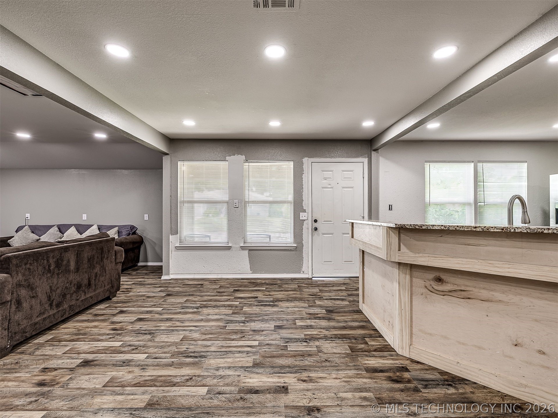 3724 W 45th Place Tulsa OK 74107