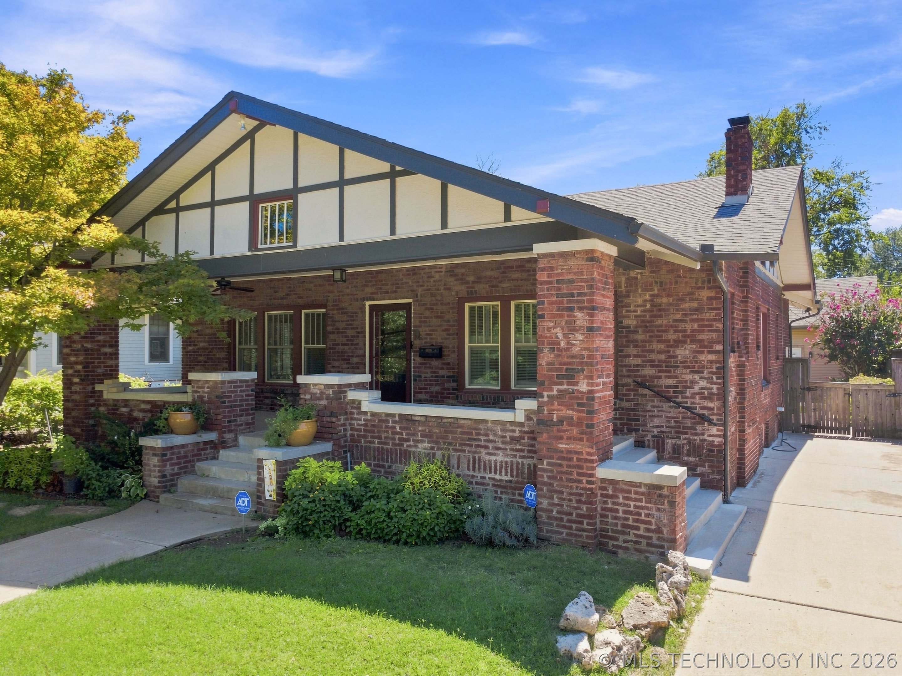 1844 E 16th Place Tulsa OK 74104