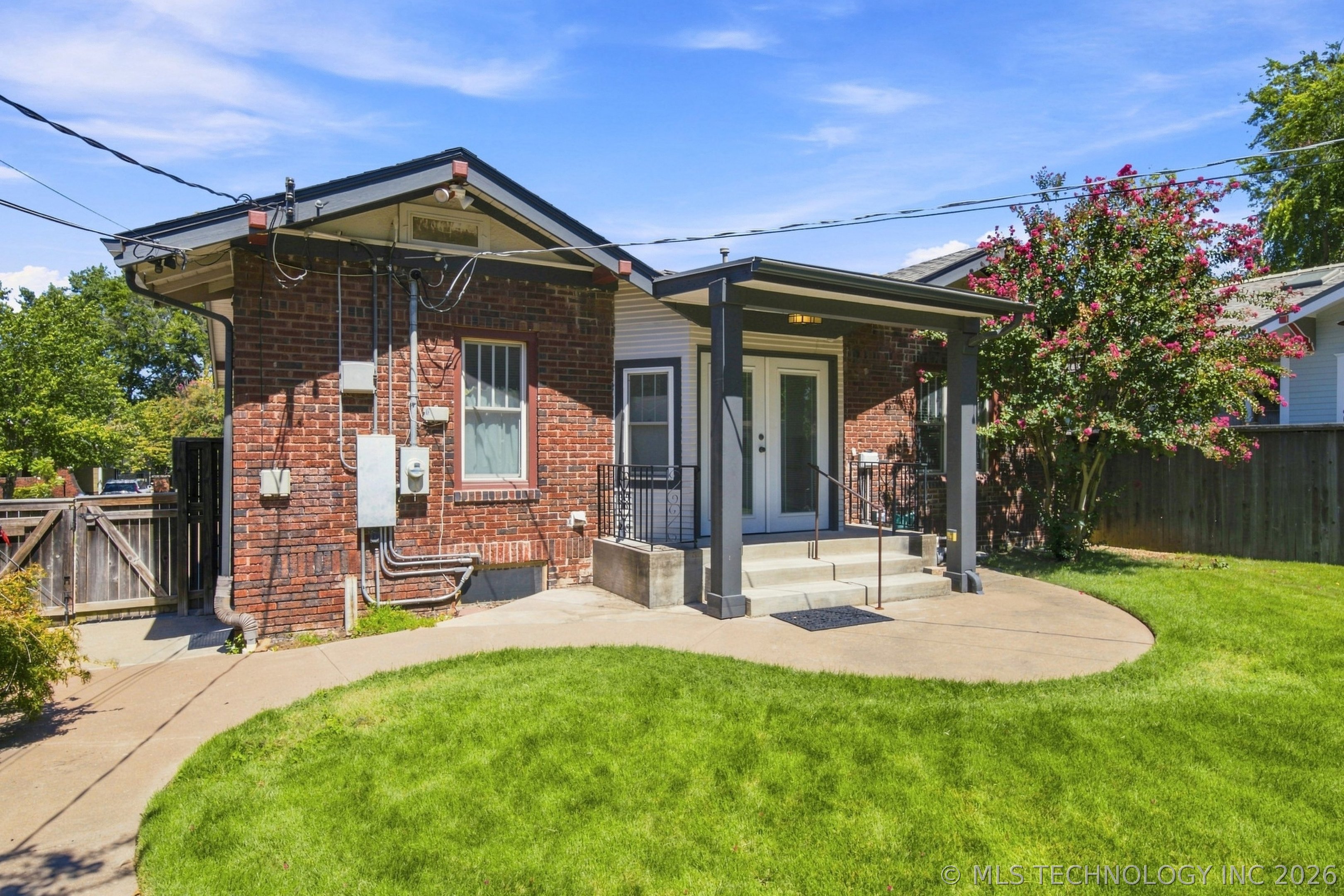 1844 E 16th Place Tulsa OK 74104