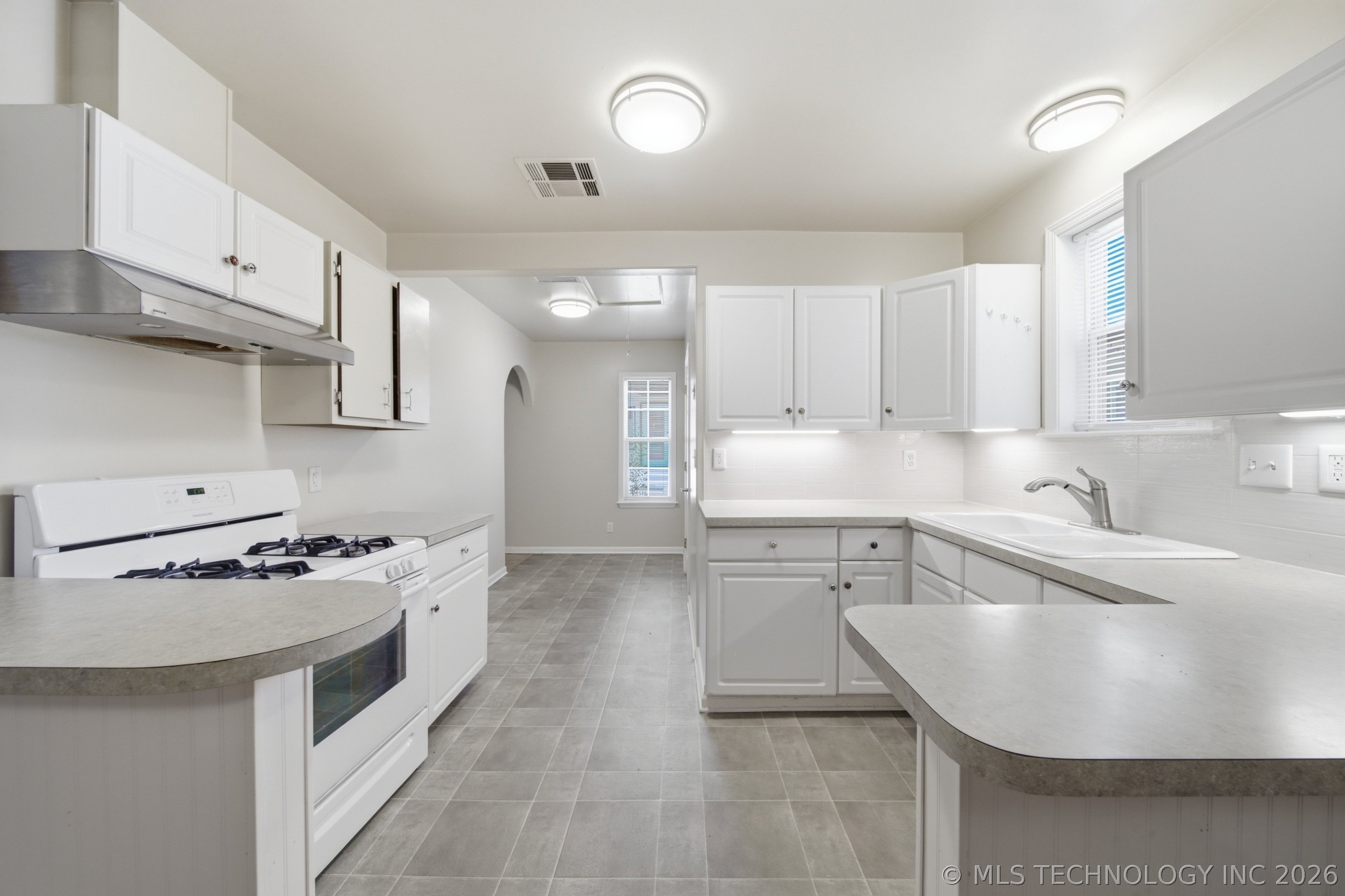 1844 E 16th Place Tulsa OK 74104