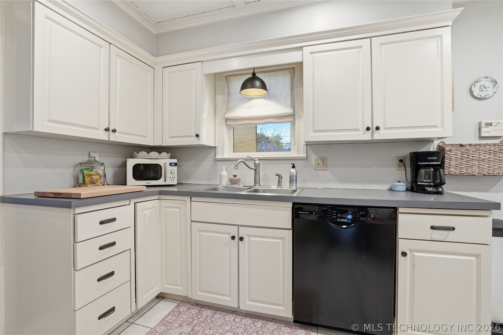 1612 S Newport Avenue Tulsa OK 74120