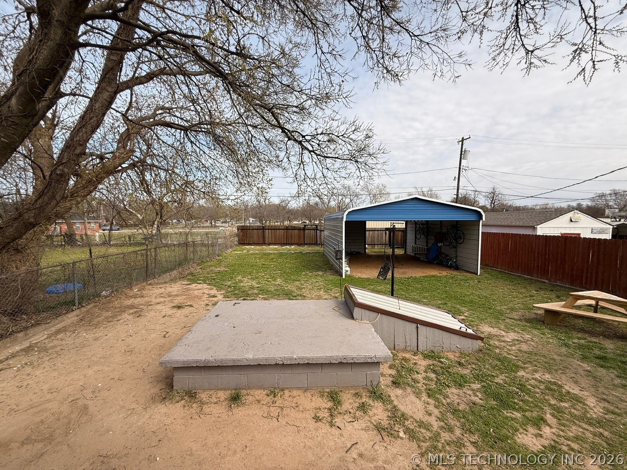 716 W 12th Street Ada OK 74820