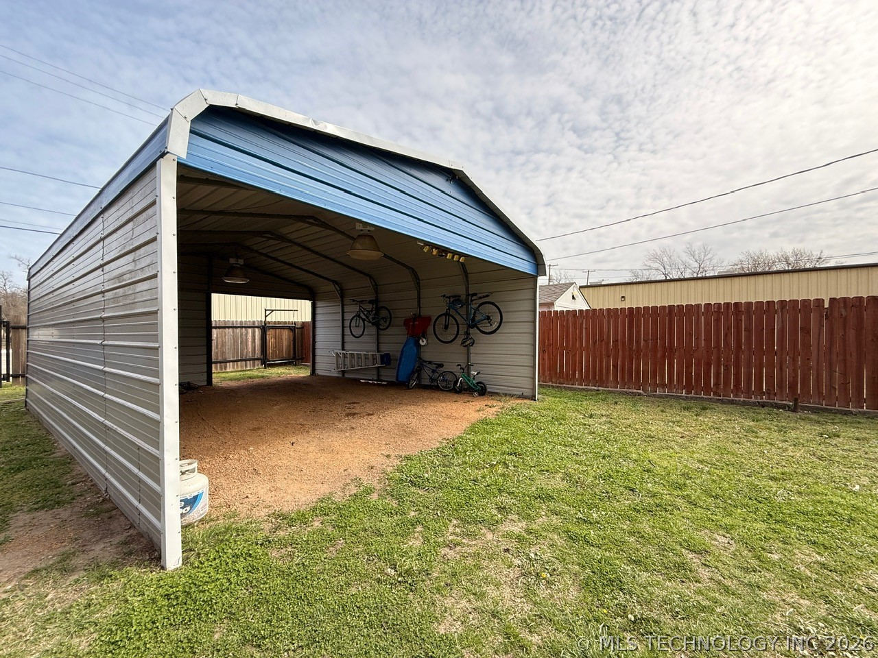 716 W 12th Street Ada OK 74820