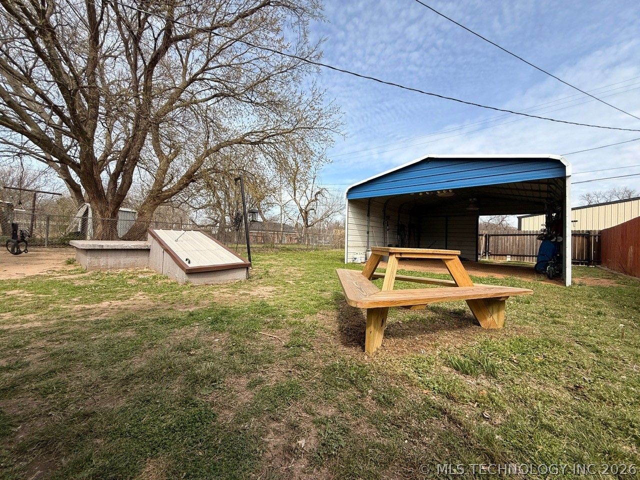 716 W 12th Street Ada OK 74820