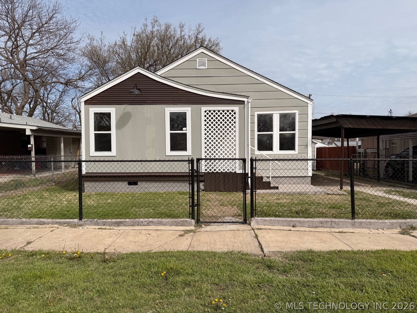 716 W 12th Street Ada OK 74820