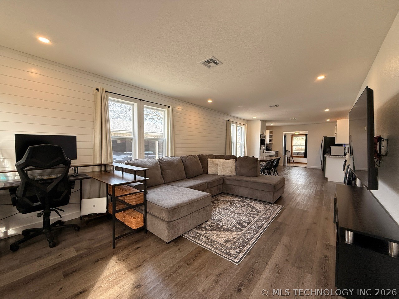 716 W 12th Street Ada OK 74820