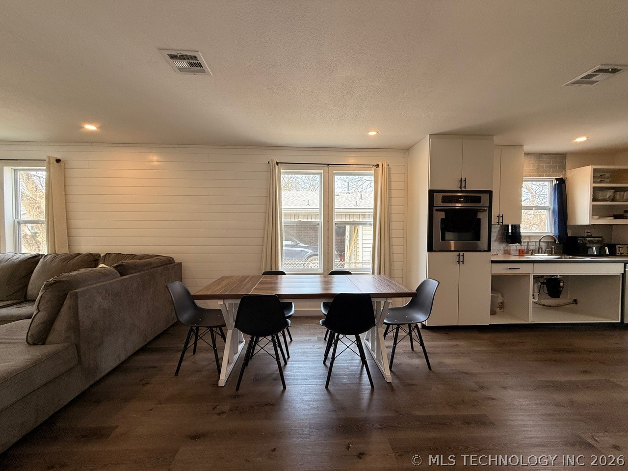 716 W 12th Street Ada OK 74820