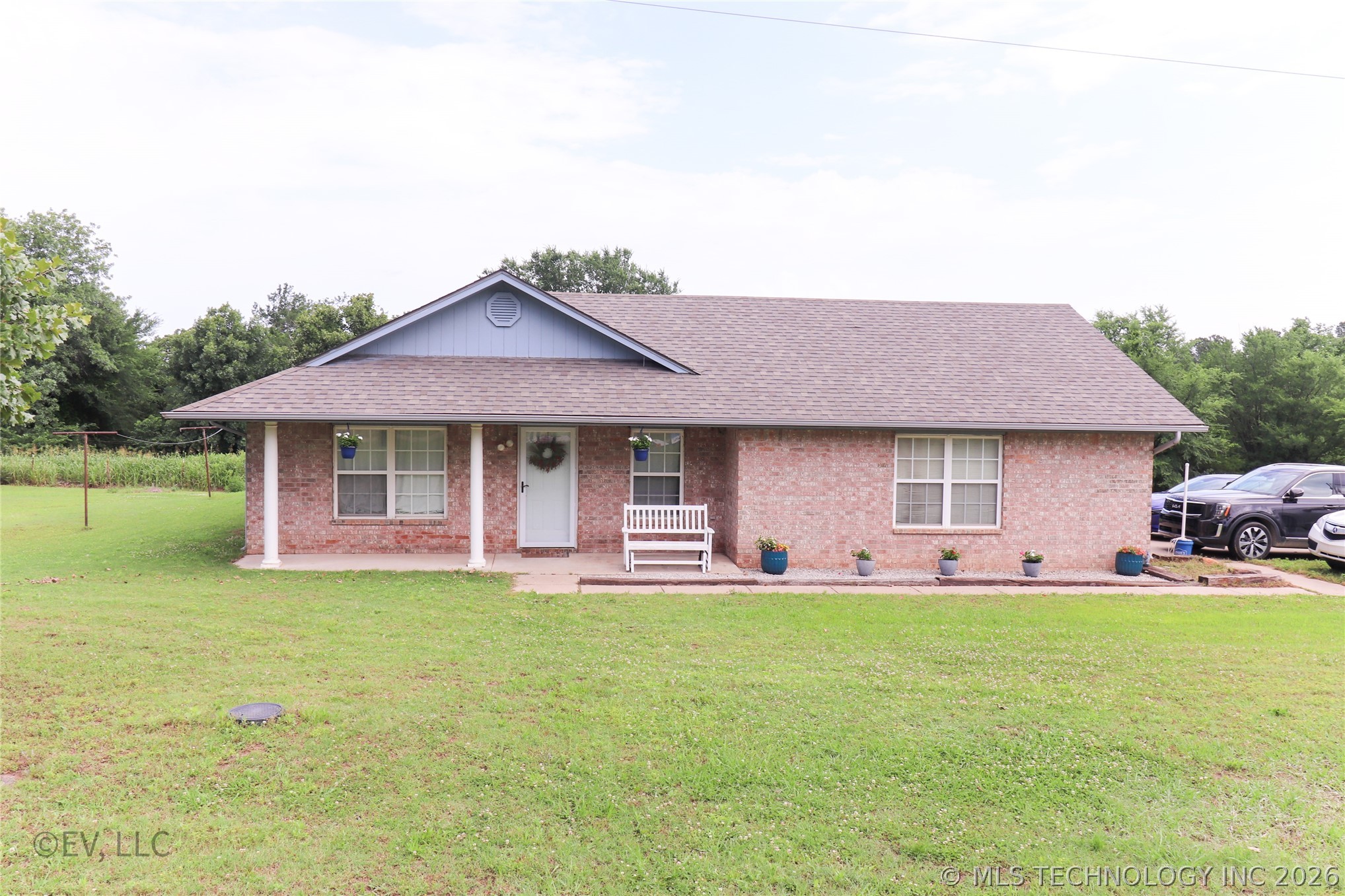 8951 Hilltop Road Beggs OK 74421