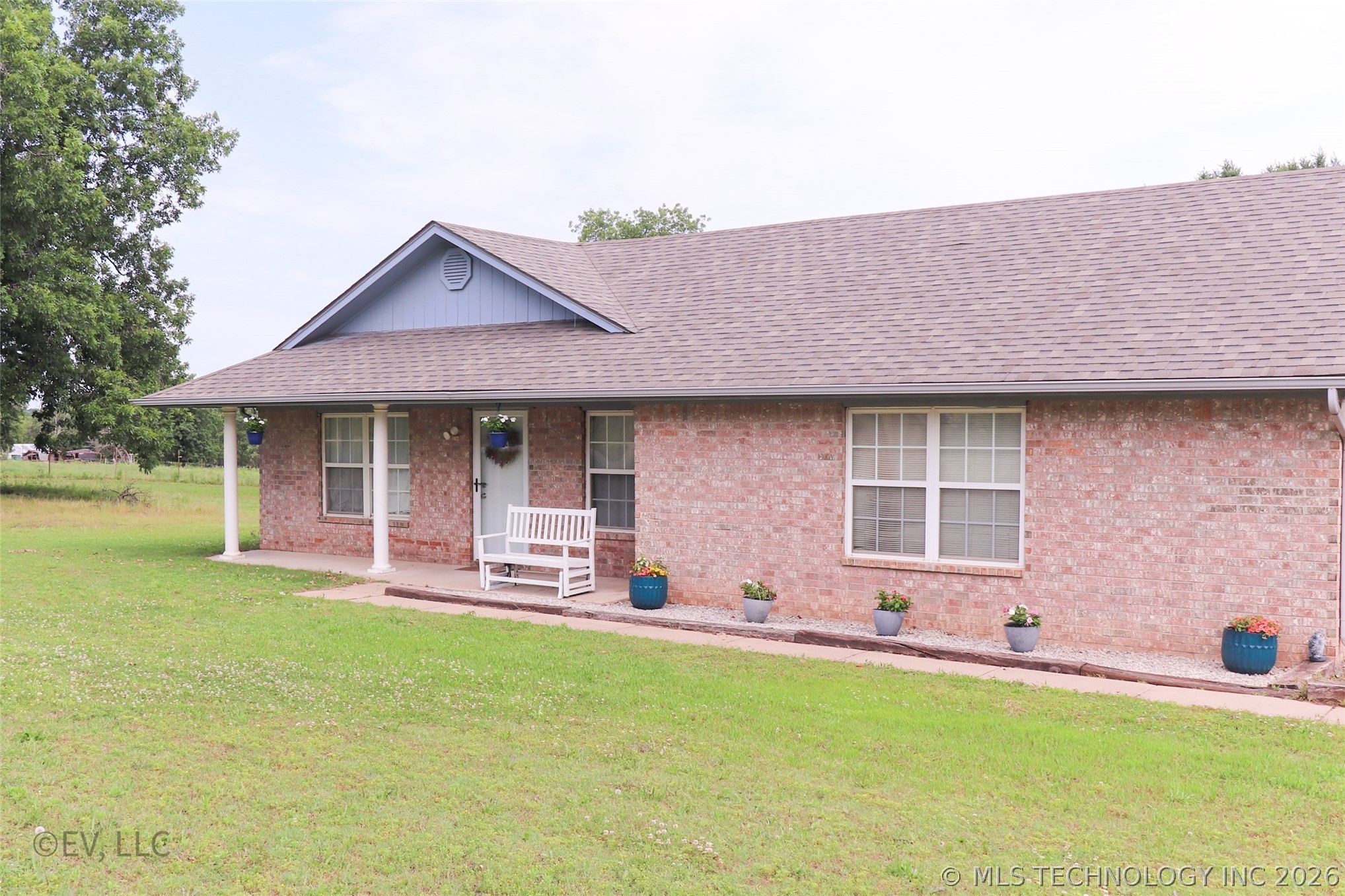 8951 Hilltop Road Beggs OK 74421