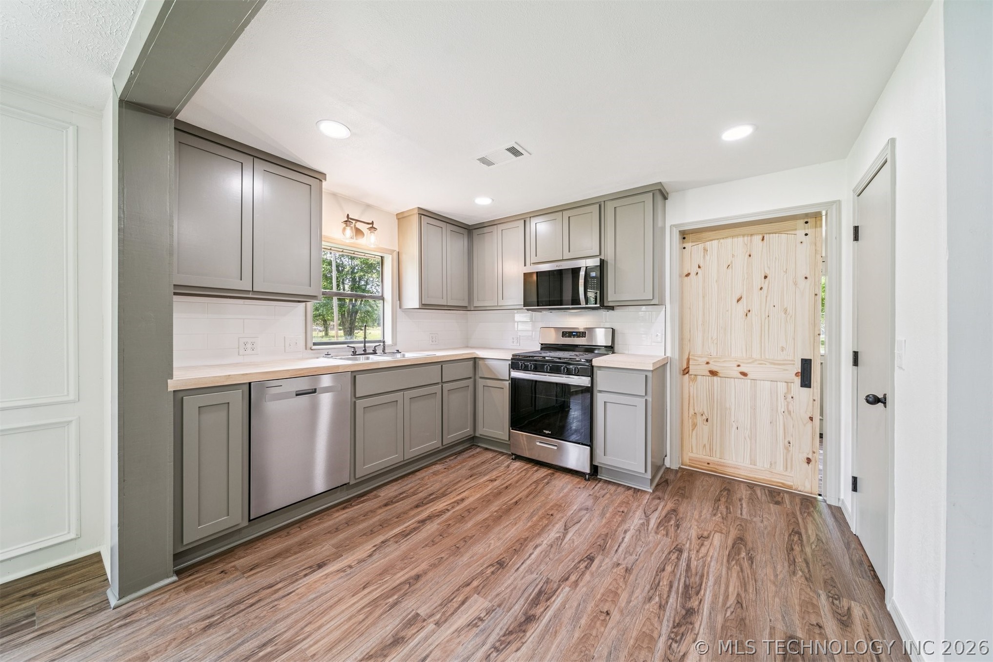 218 S Whitaker Street Pryor OK 74361