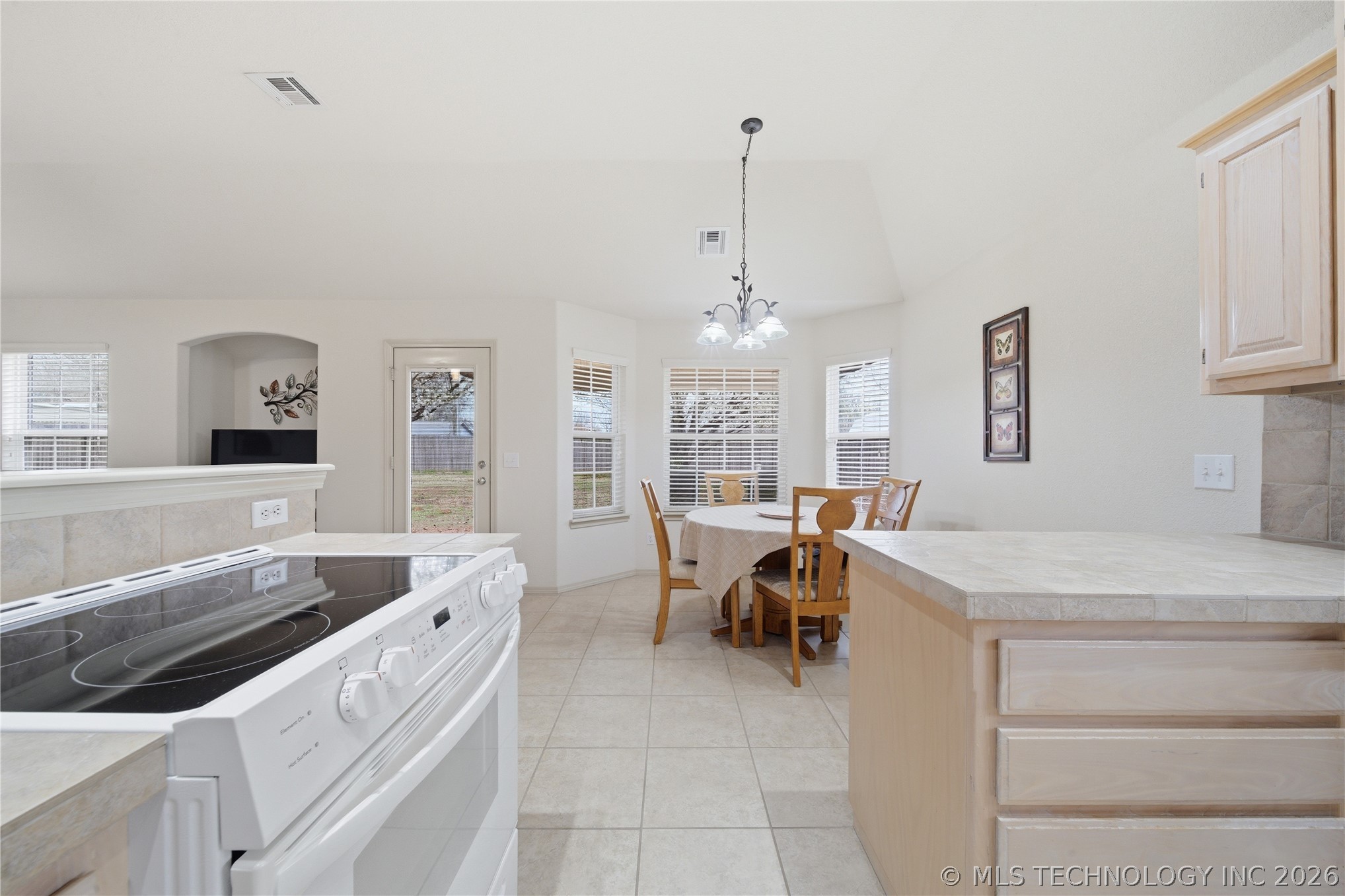 14049 S 300th East Avenue Coweta OK 74429