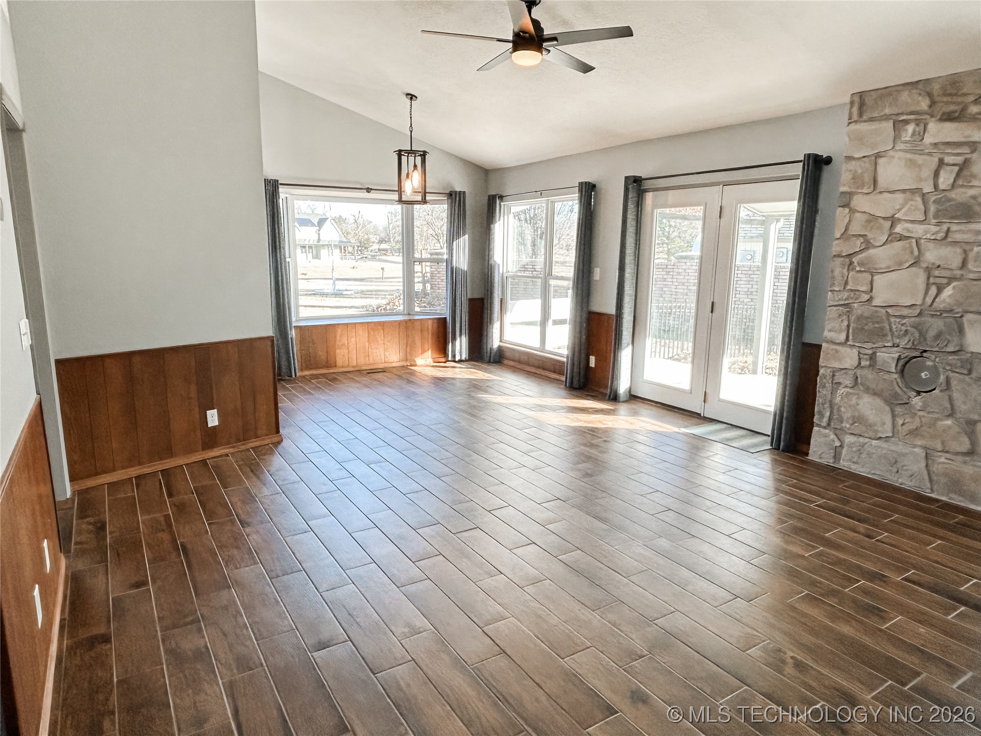 157 N Spinnaker Run Stigler OK 74462