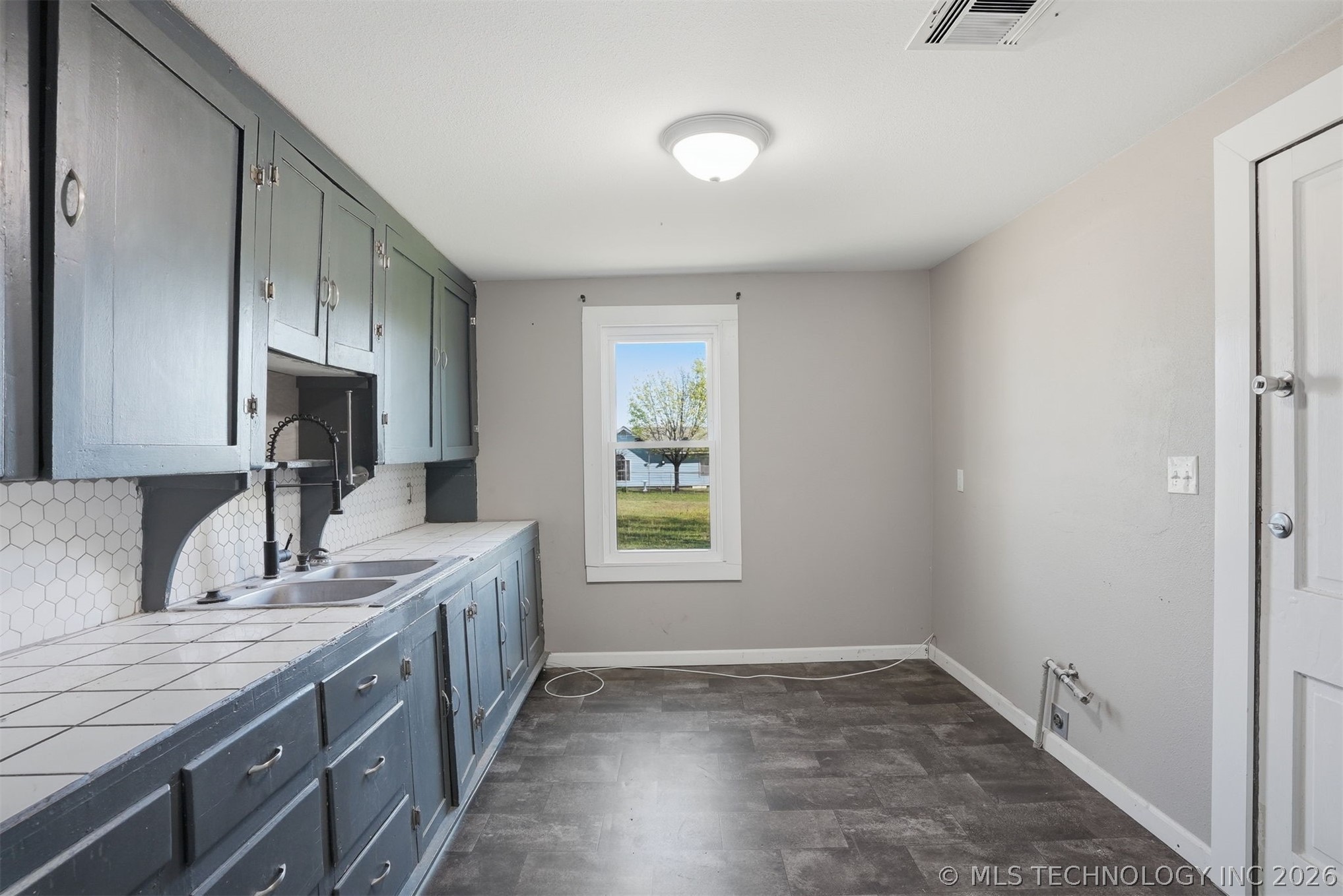 2131 N Edgewood Circle Cushing OK 74023