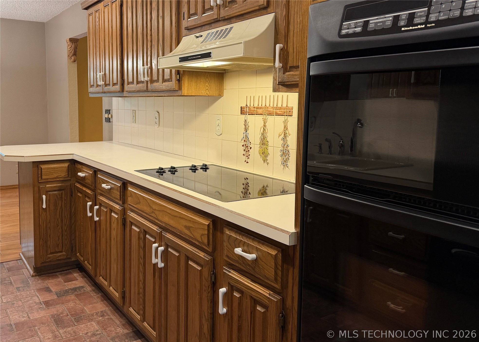 1205 E 10th Street Sand Springs OK 74063