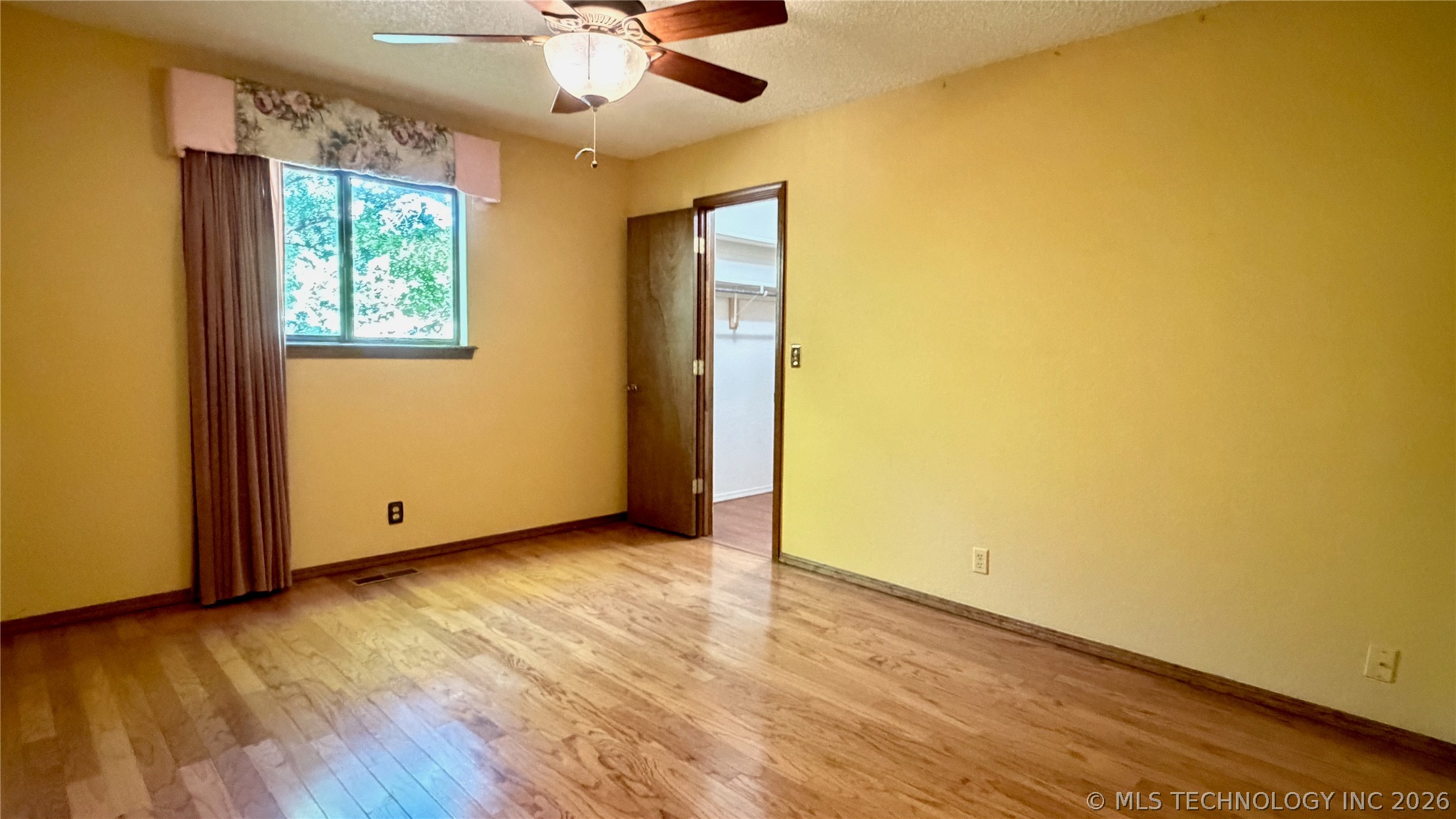 1205 E 10th Street Sand Springs OK 74063