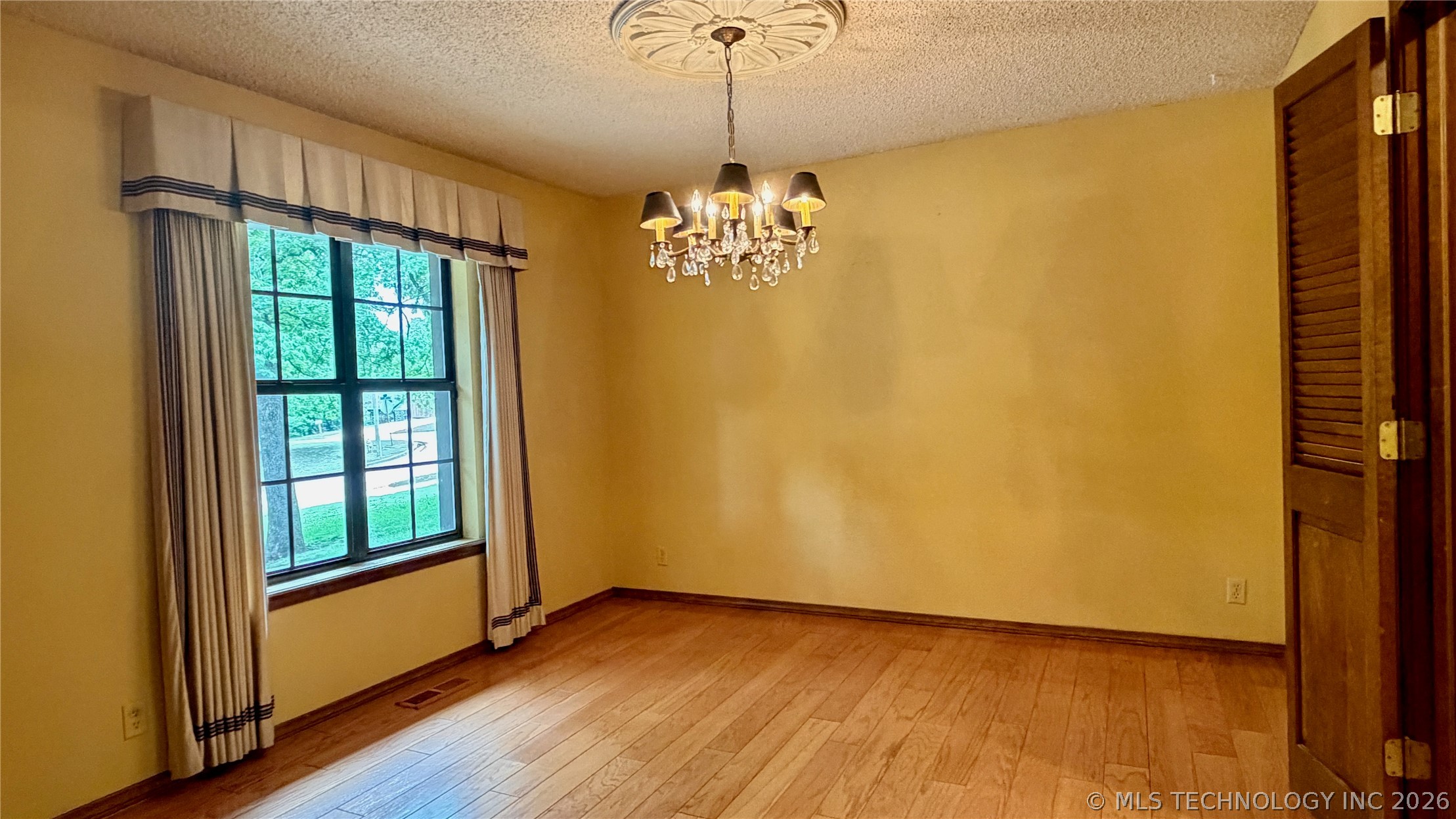 1205 E 10th Street Sand Springs OK 74063