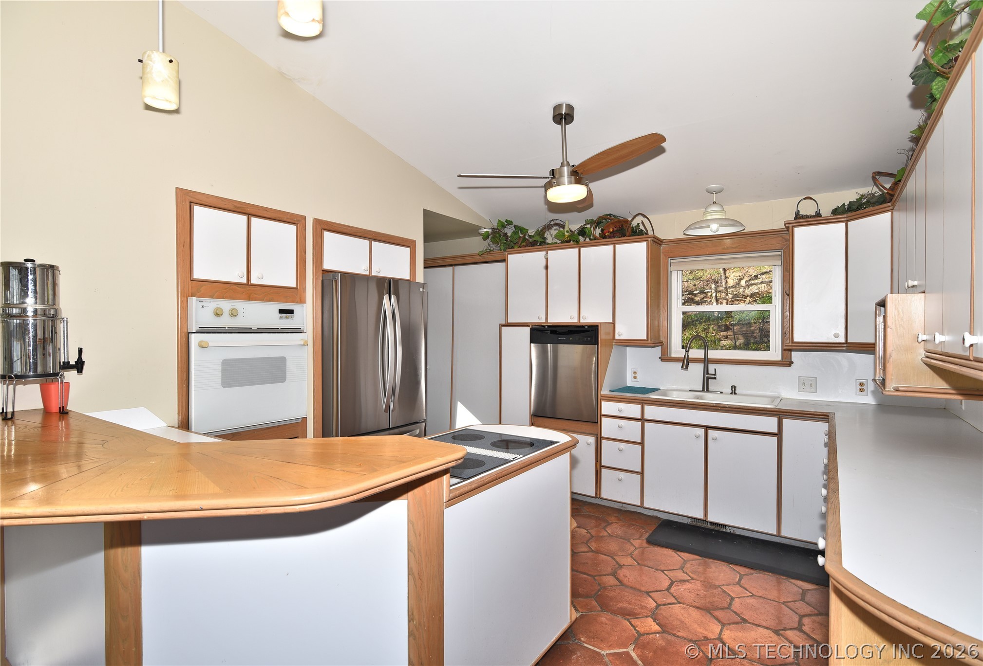 909 N Canyon Cove Drive Cleveland OK 74020