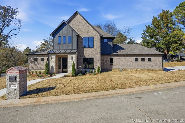 1937 S Surrey Court Bartlesville OK 74006
