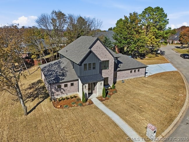 1937 S Surrey Court Bartlesville OK 74006