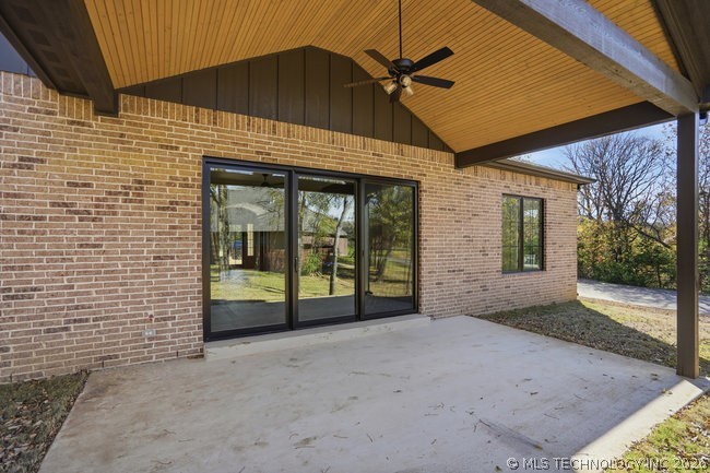 1937 S Surrey Court Bartlesville OK 74006