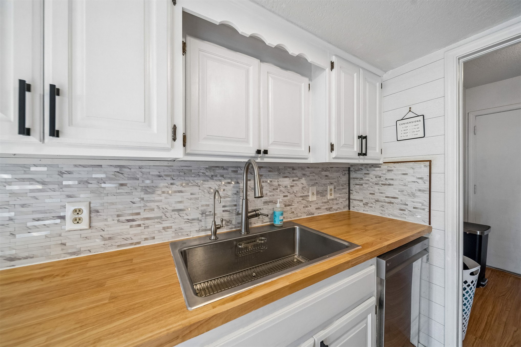 1708 W 62nd Street Tulsa OK 74132