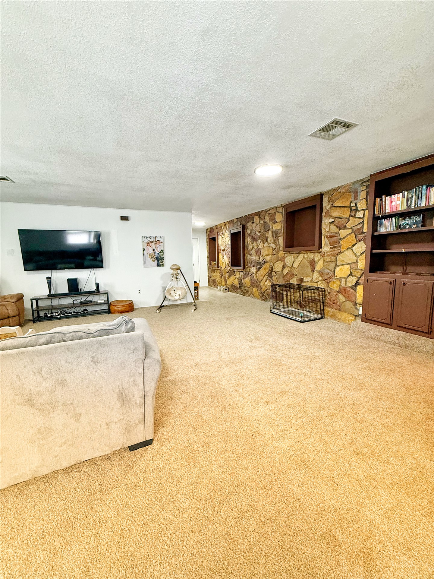 301 Warren Street Holdenville OK 74848