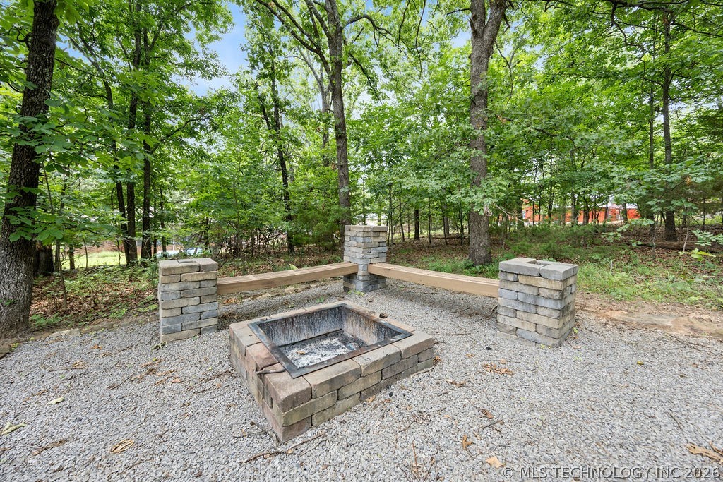 20385 W Cherokee Trail Cookson OK 74427