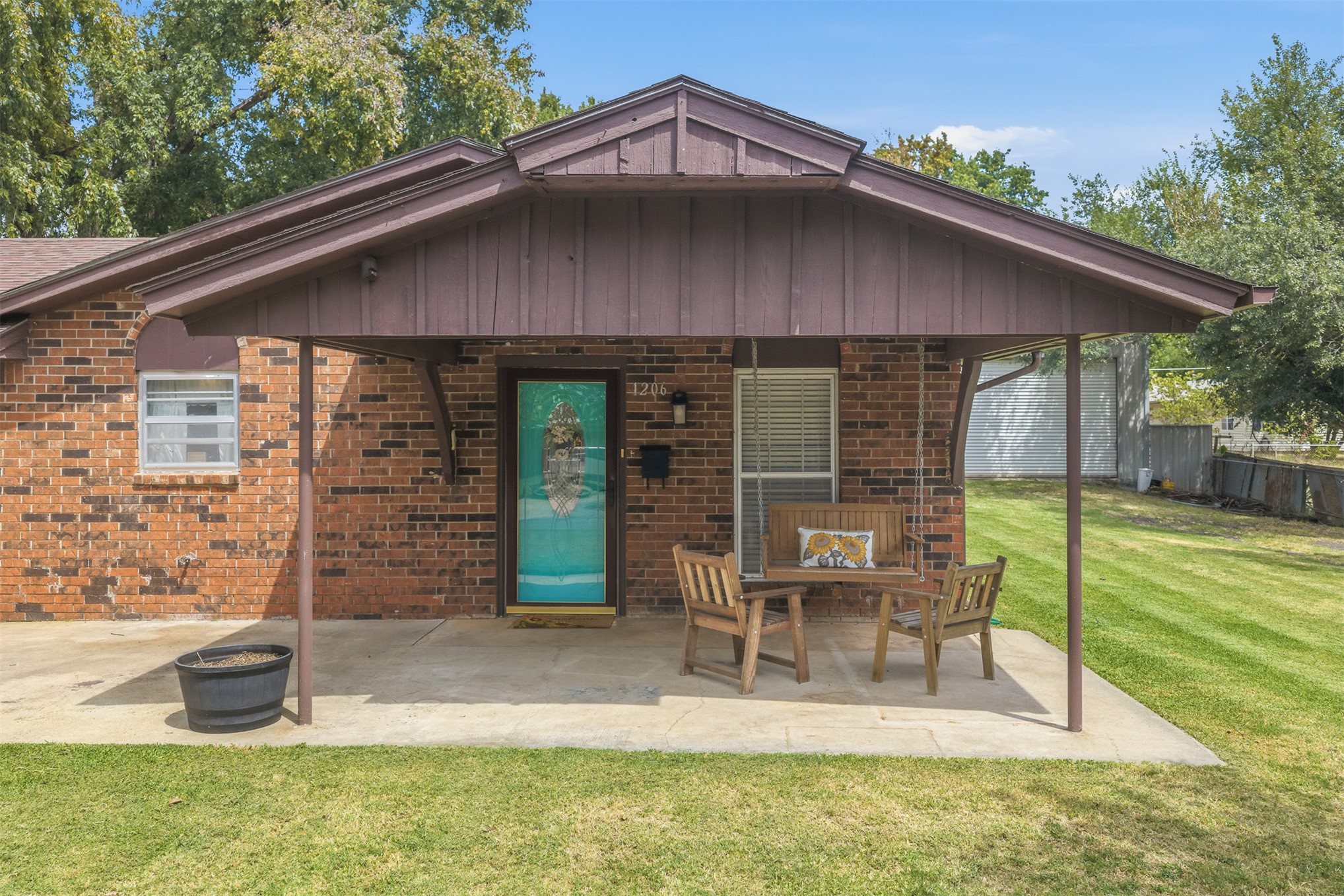 1206 E Schmid Wynnewood OK 73098