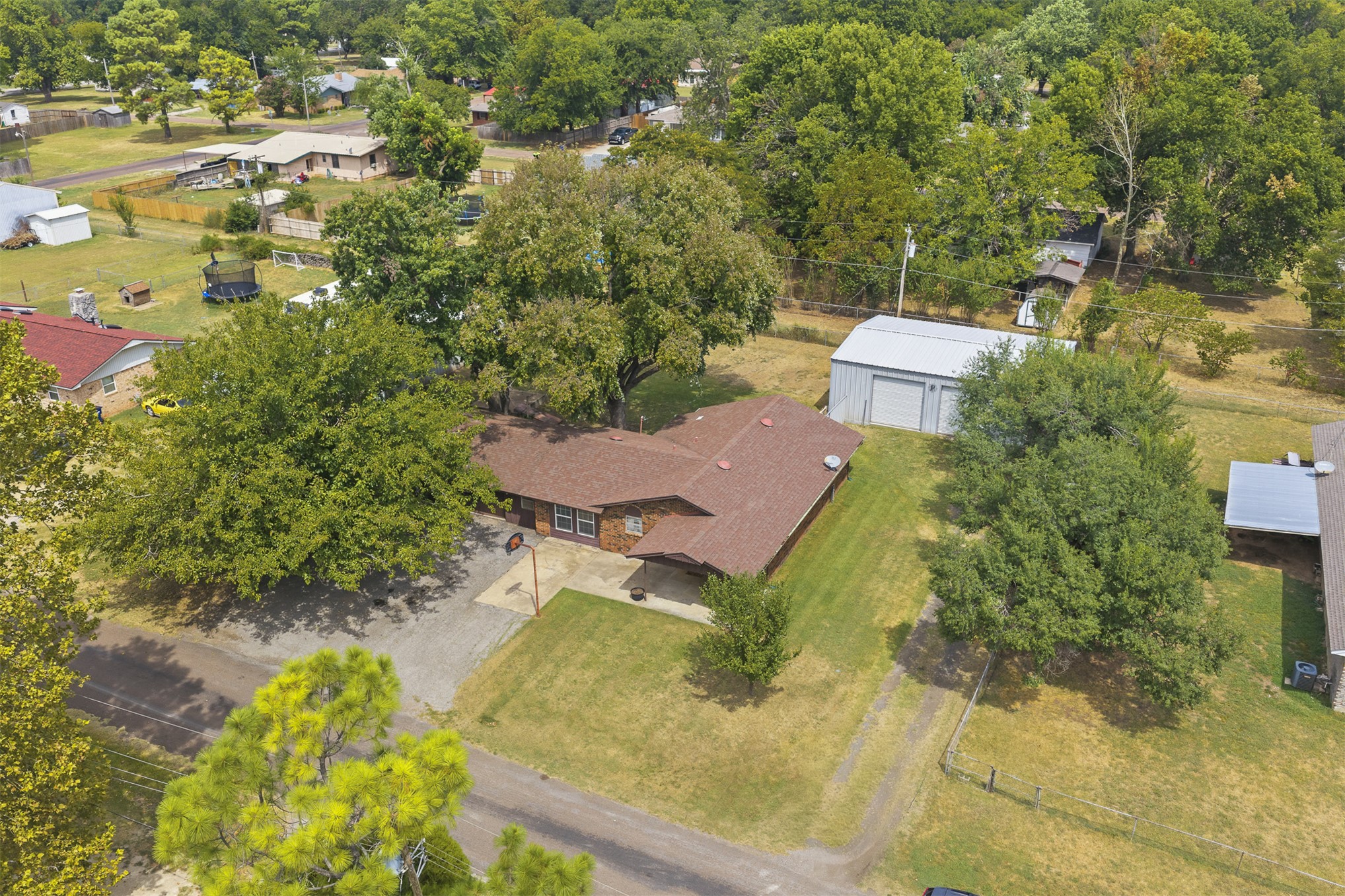 1206 E Schmid Wynnewood OK 73098