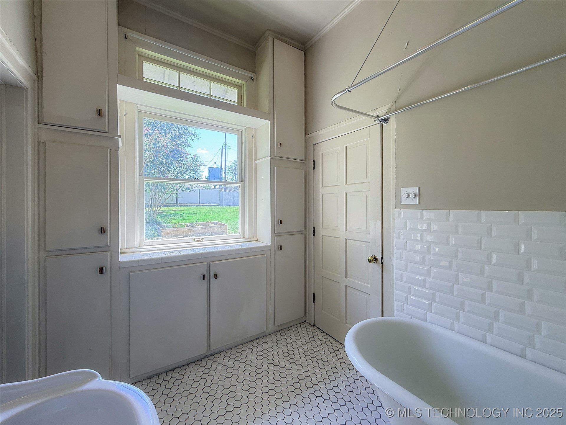 115 W 18th Street Ada OK 74820