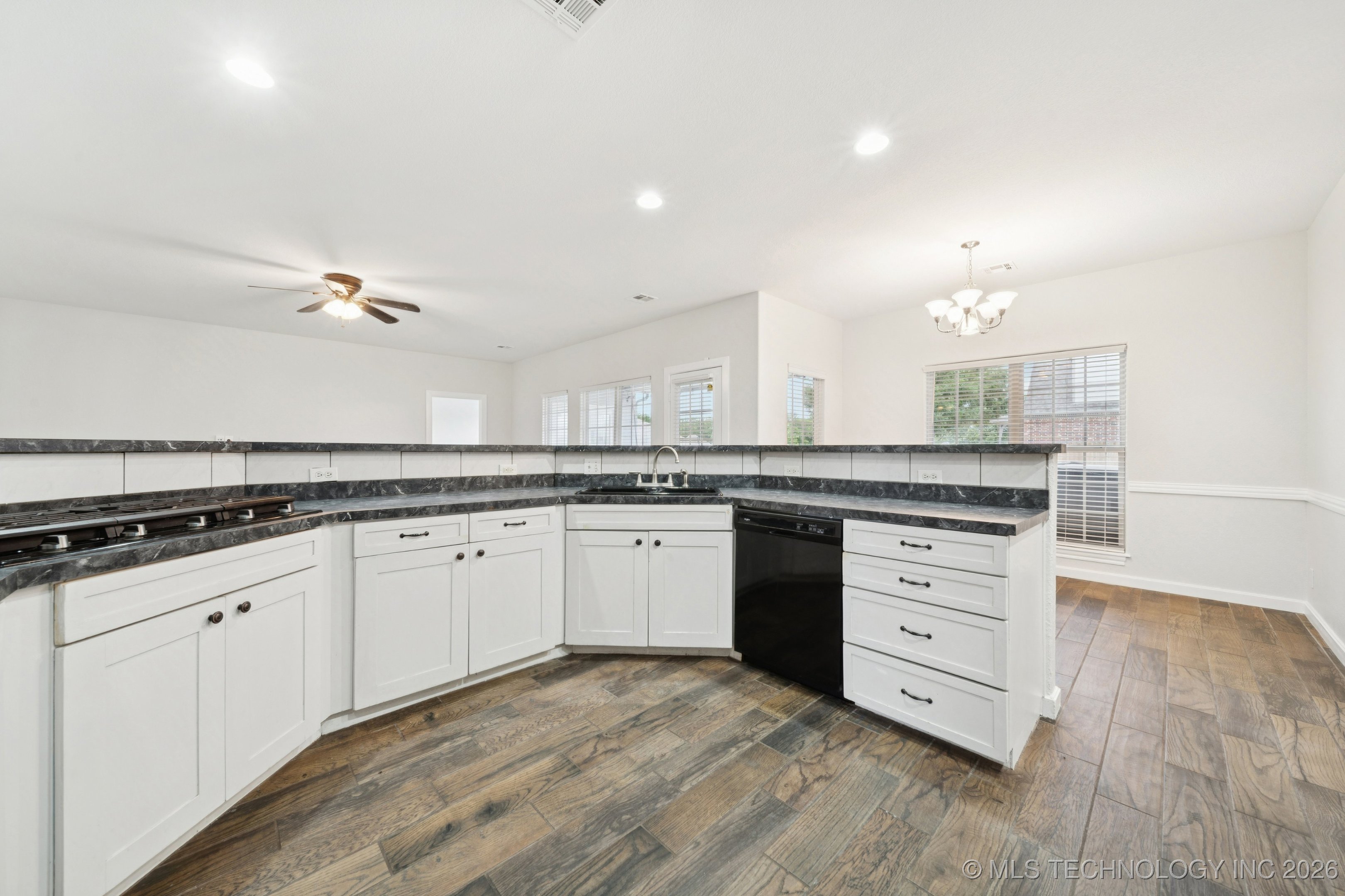 814 S Tall Chief Avenue Skiatook OK 74070