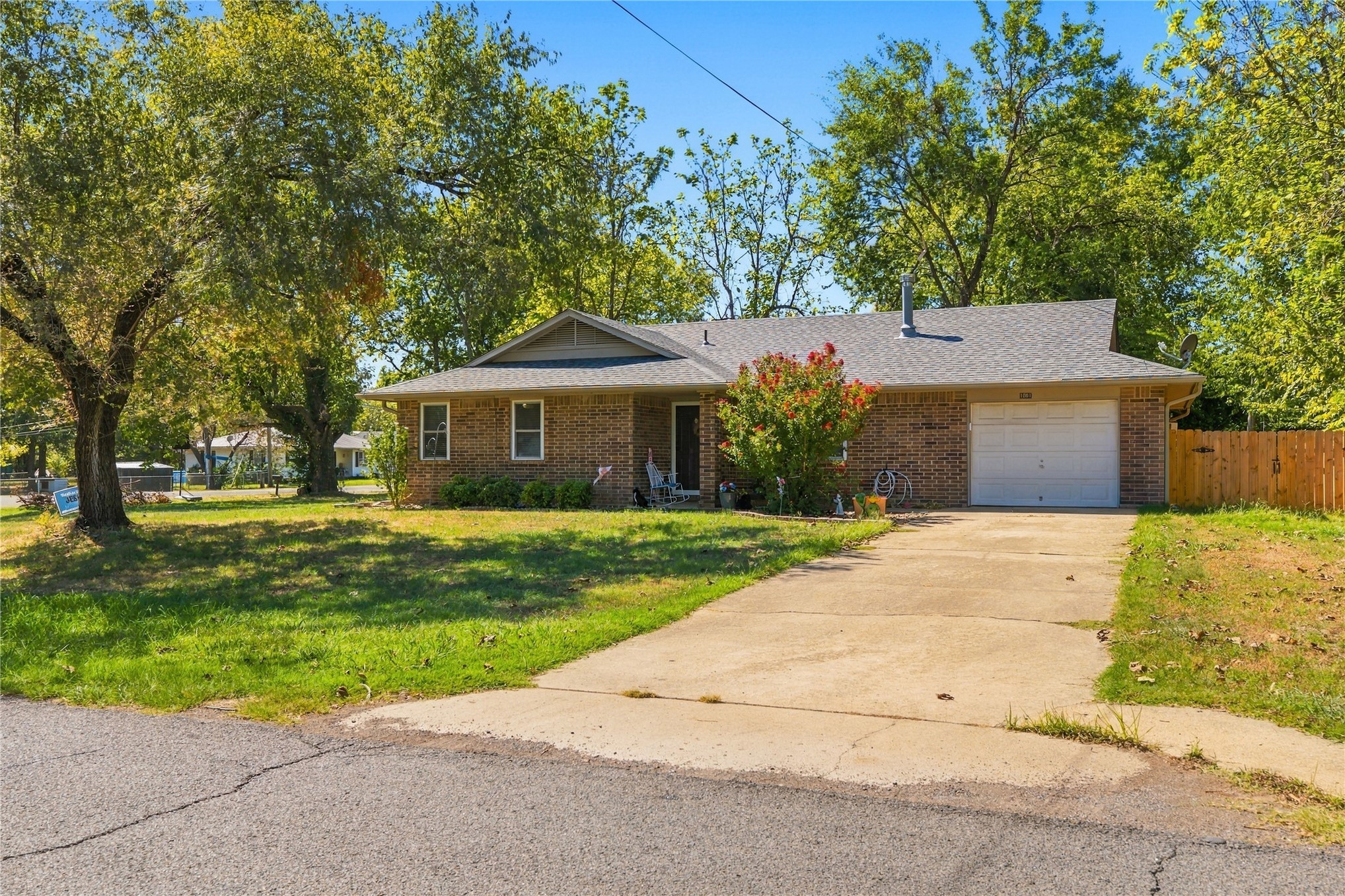 1001 N Gertrude Avenue Wagoner OK 74467