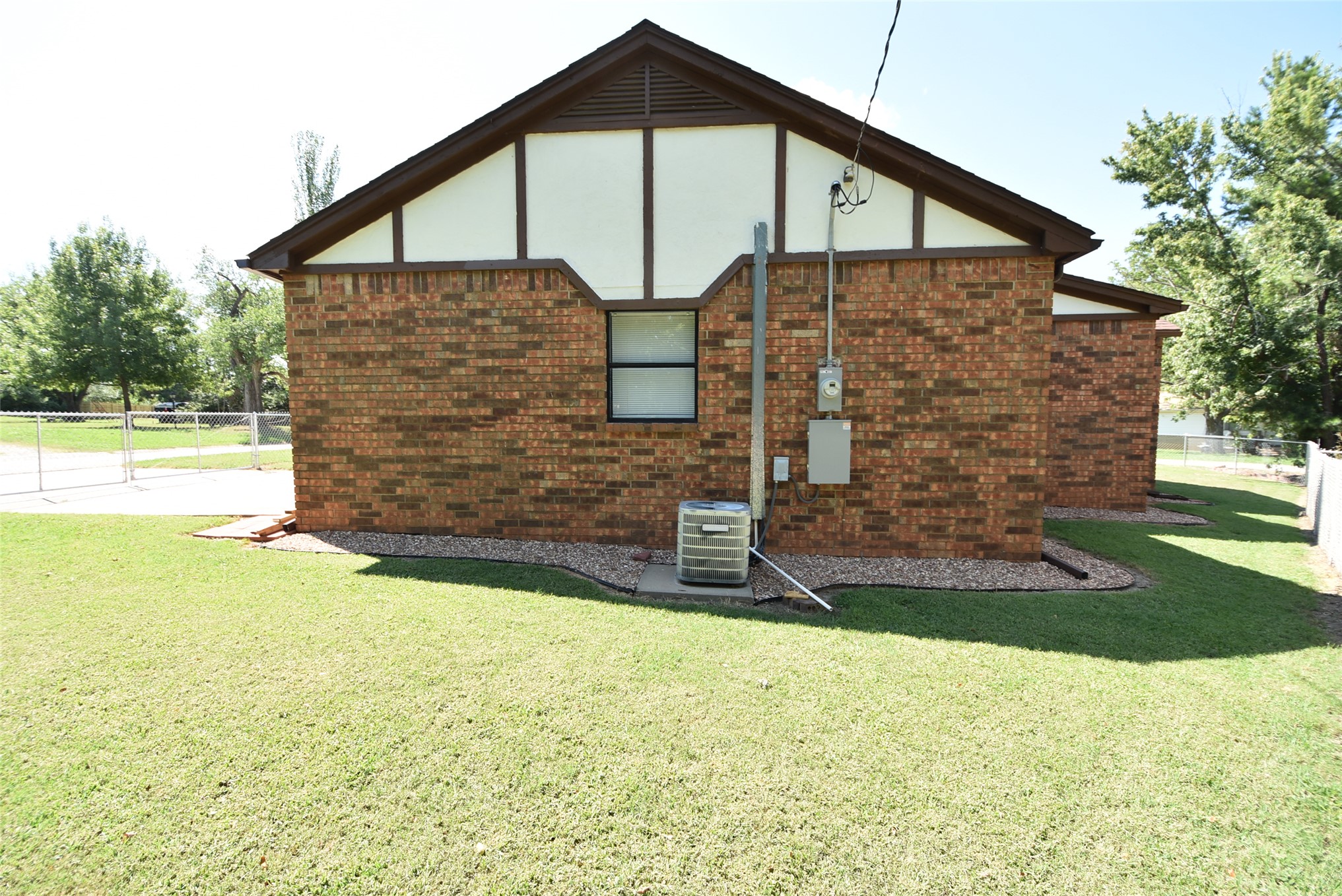 1612 Foster Avenue Seminole OK 74868