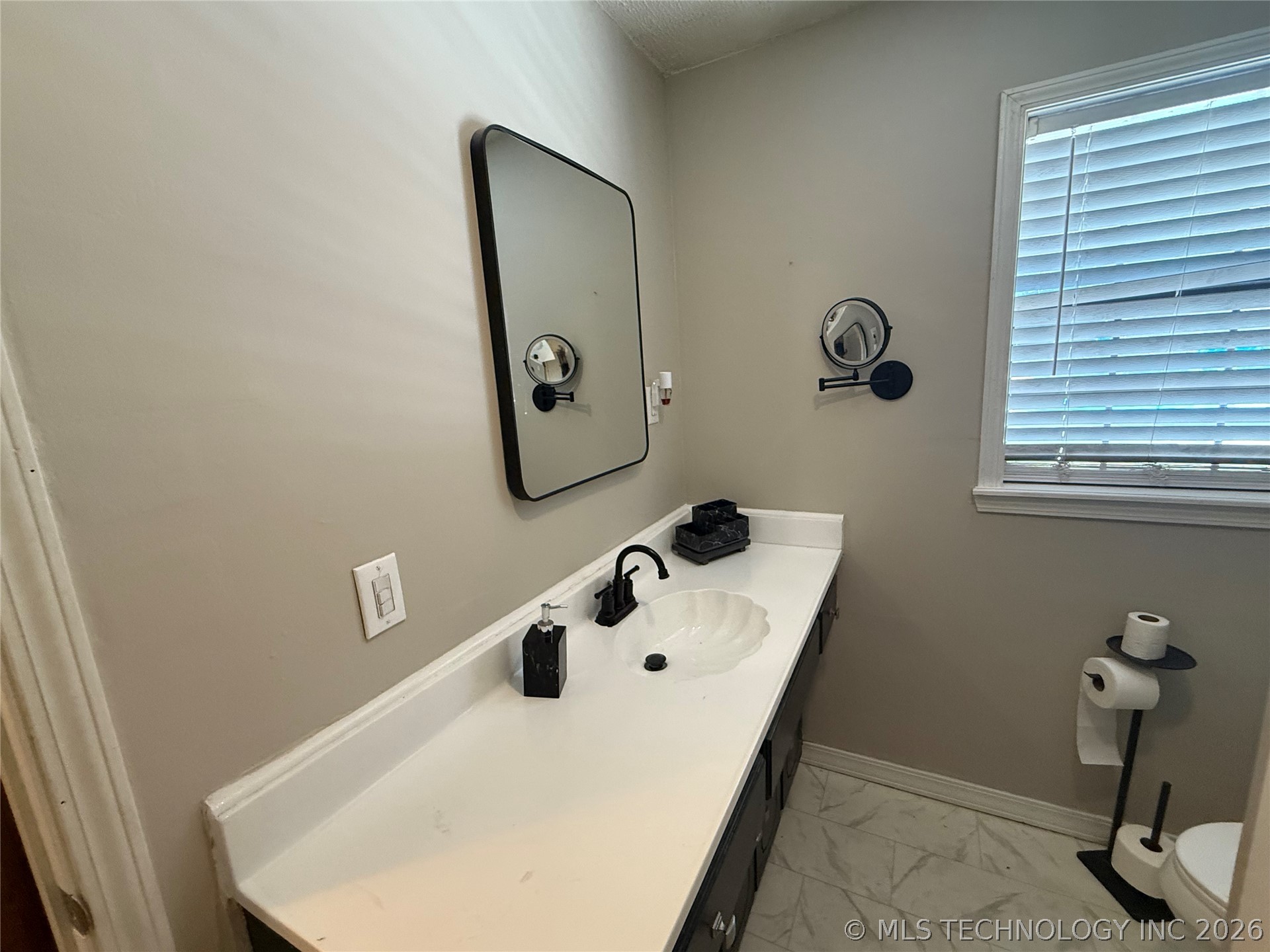 820 E Chickasaw Avenue Sallisaw OK 74955