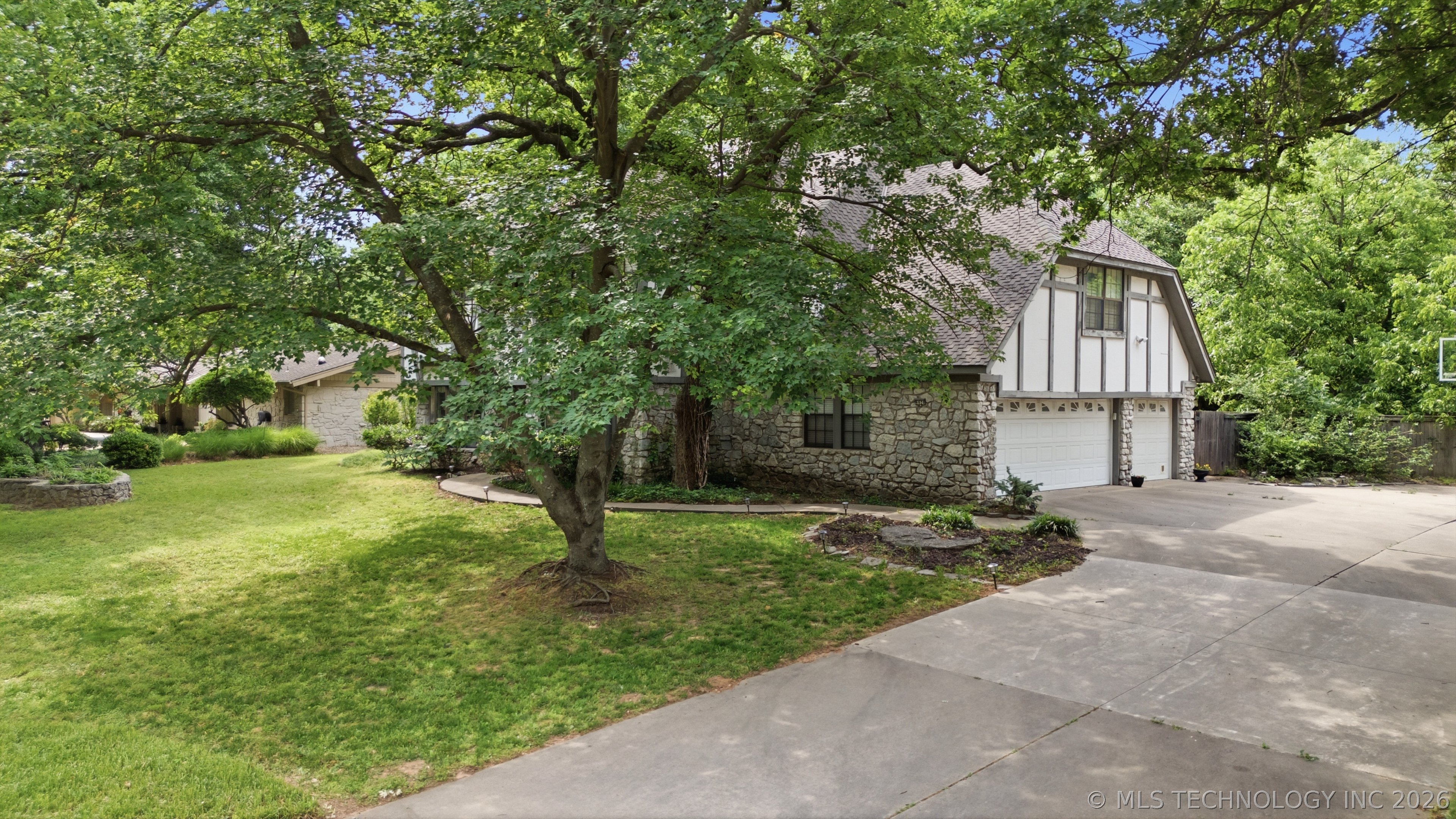 6628 E 106th Place Tulsa OK 74133