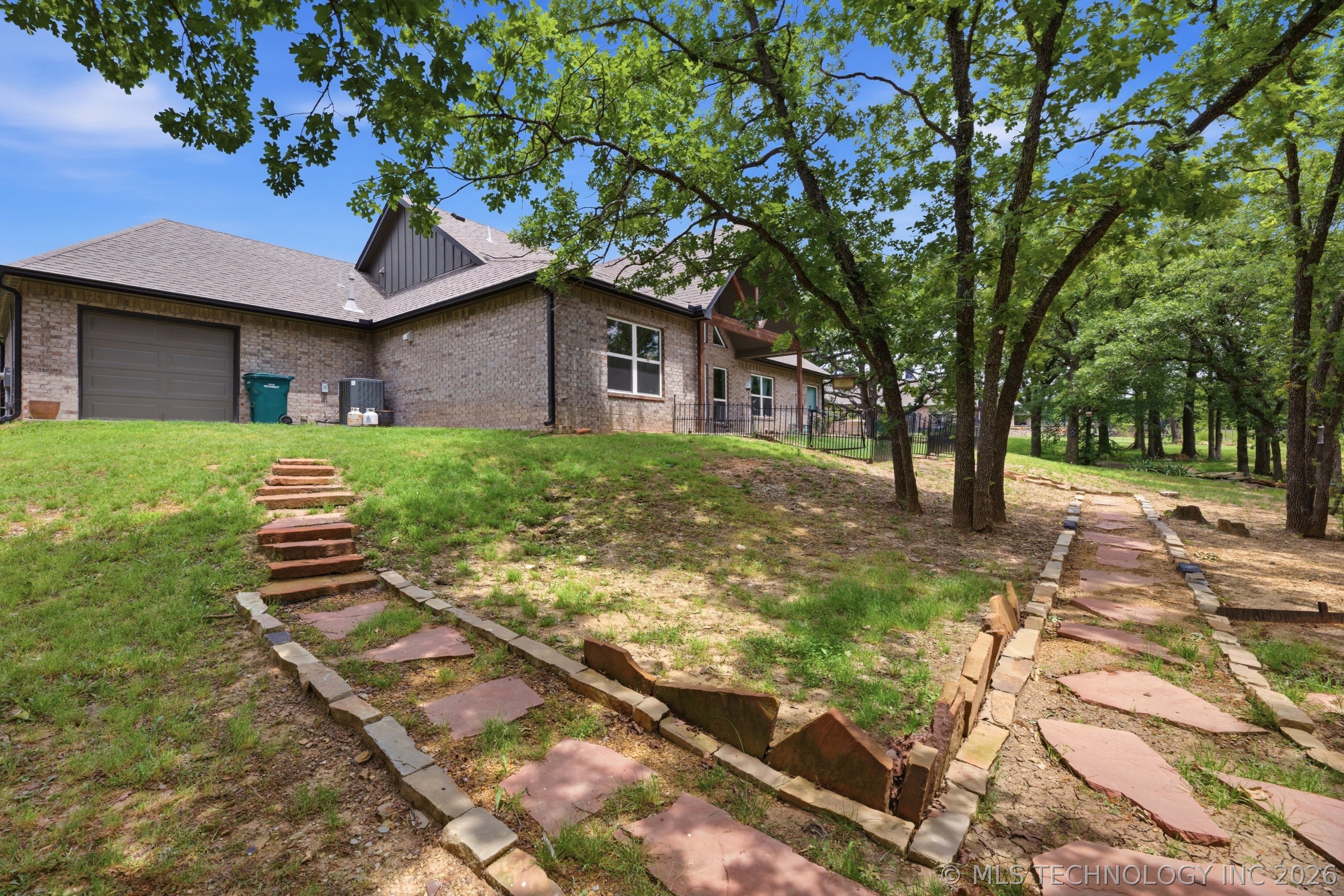 1820 E 45th Place Sand Springs OK 74063