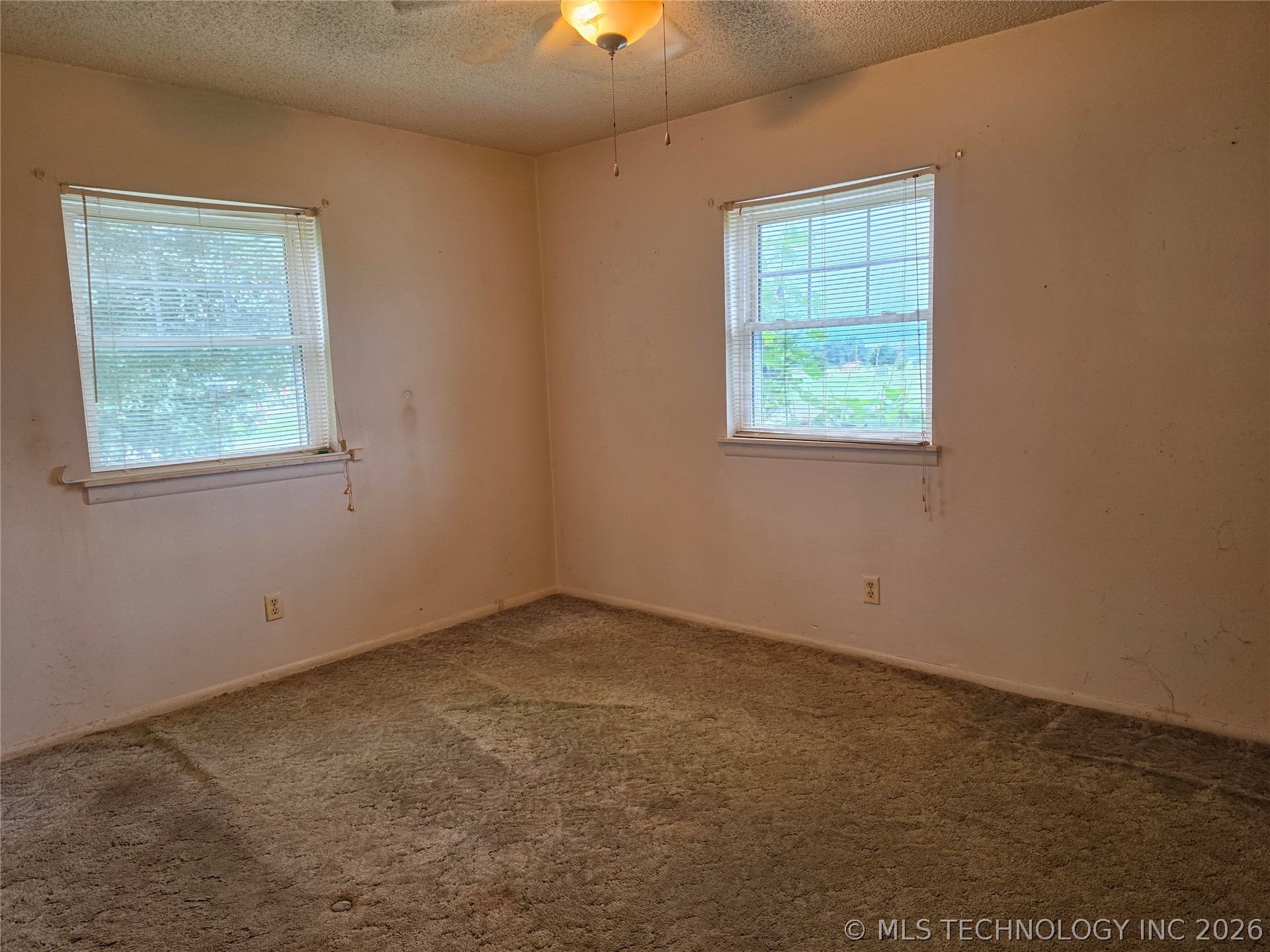 1106 W Hickory Street Stilwell OK 74960