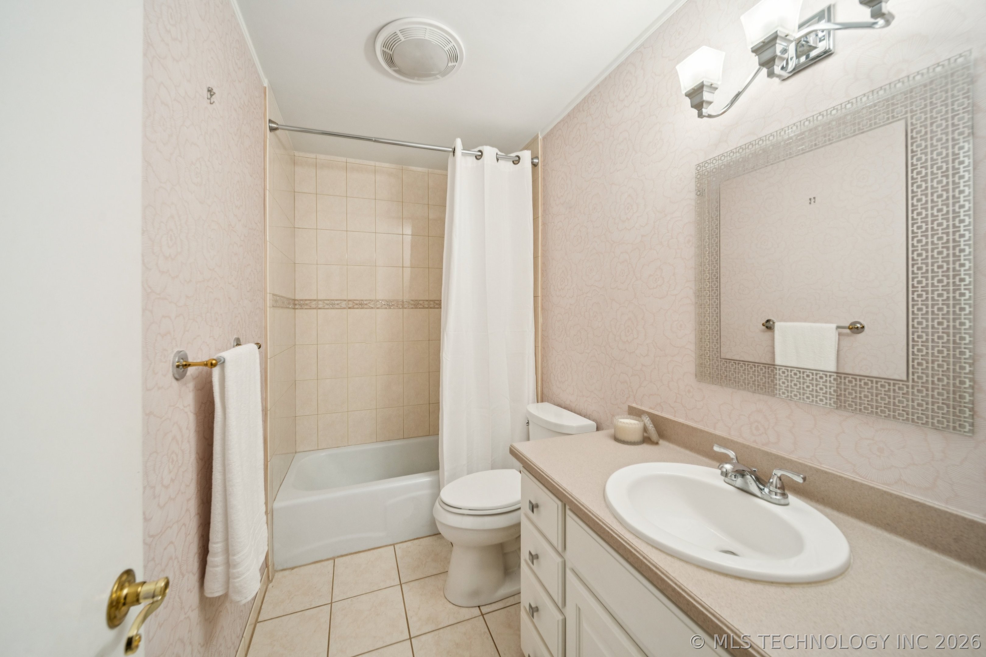 3208 E 80th Place S Tulsa OK 74136