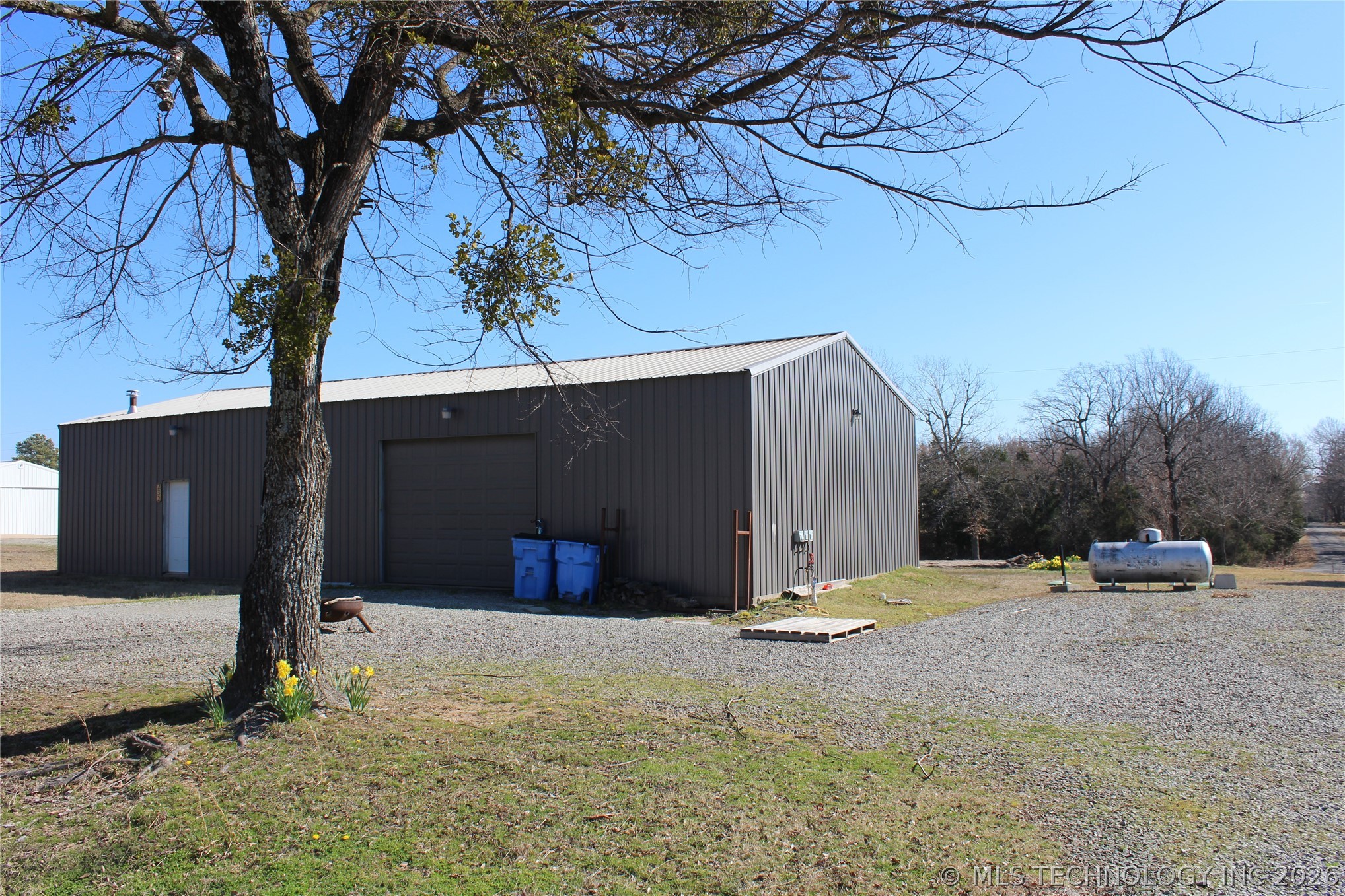 232 N Erie Street Canadian OK 74425