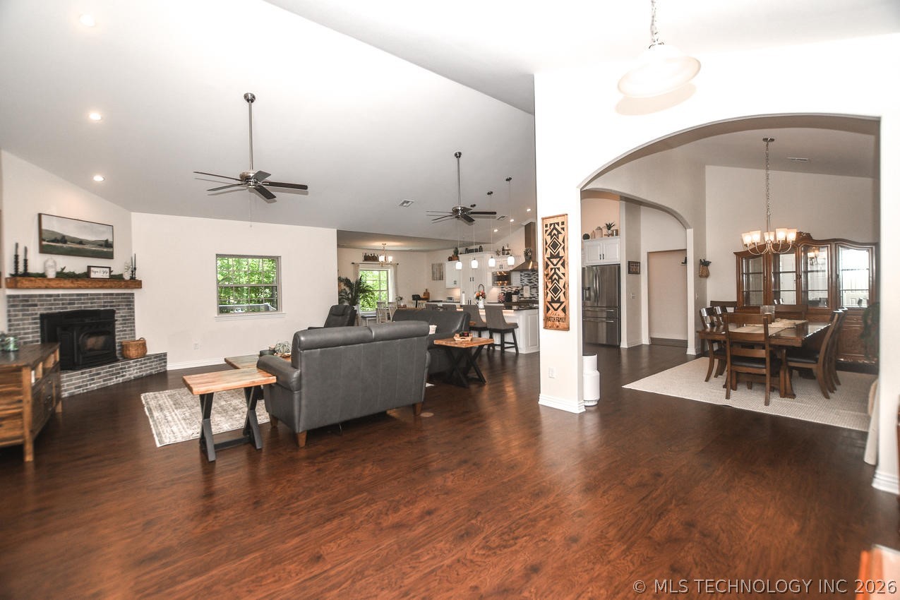 454 Whitetail Road Kansas OK 74347