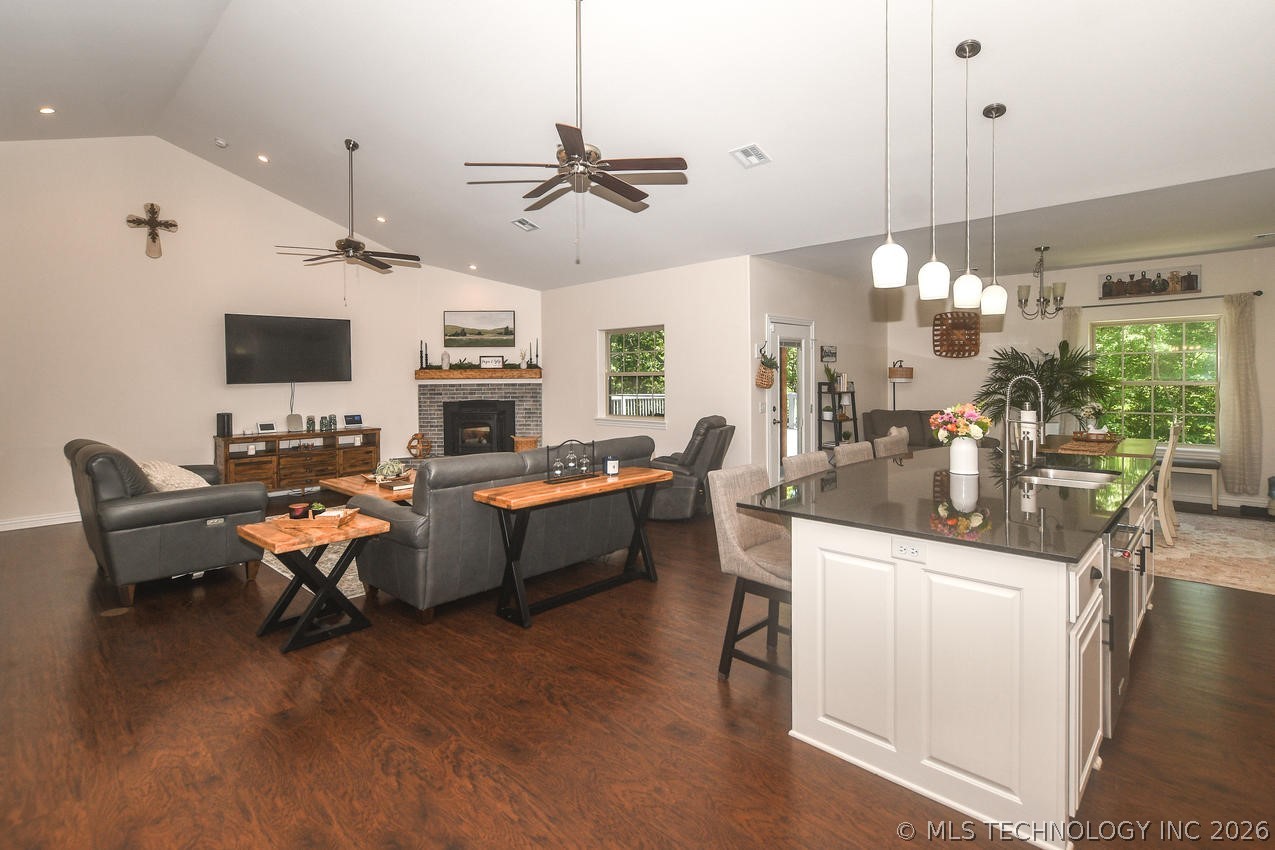454 Whitetail Road Kansas OK 74347