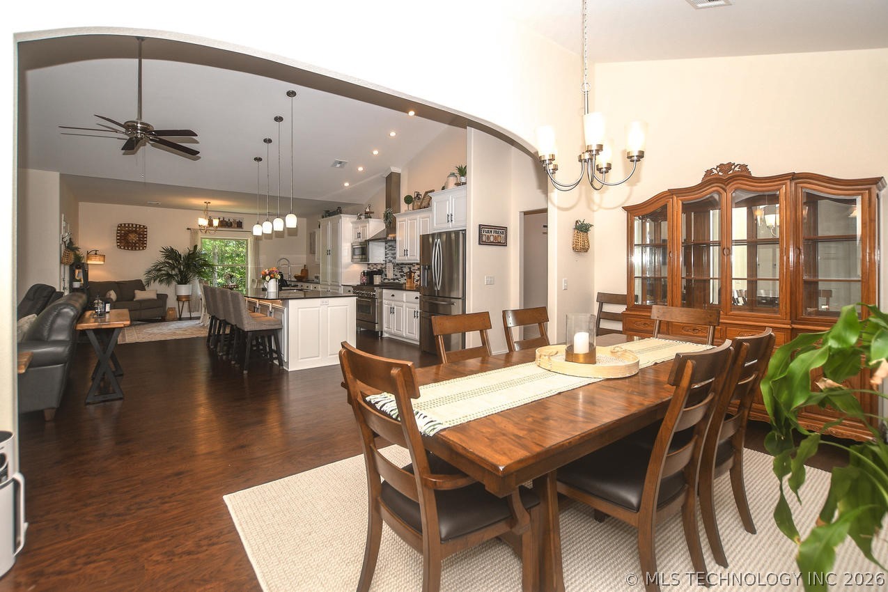 454 Whitetail Road Kansas OK 74347