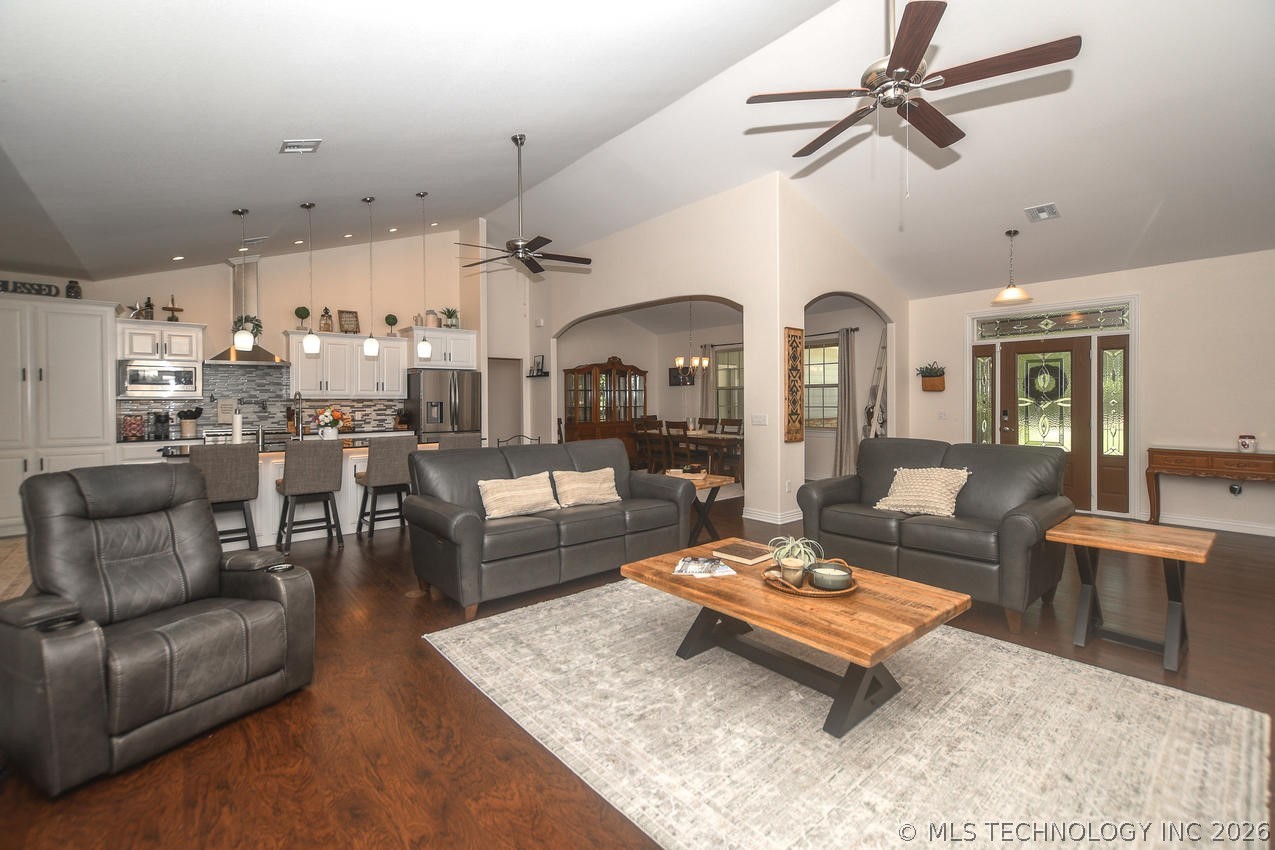 454 Whitetail Road Kansas OK 74347