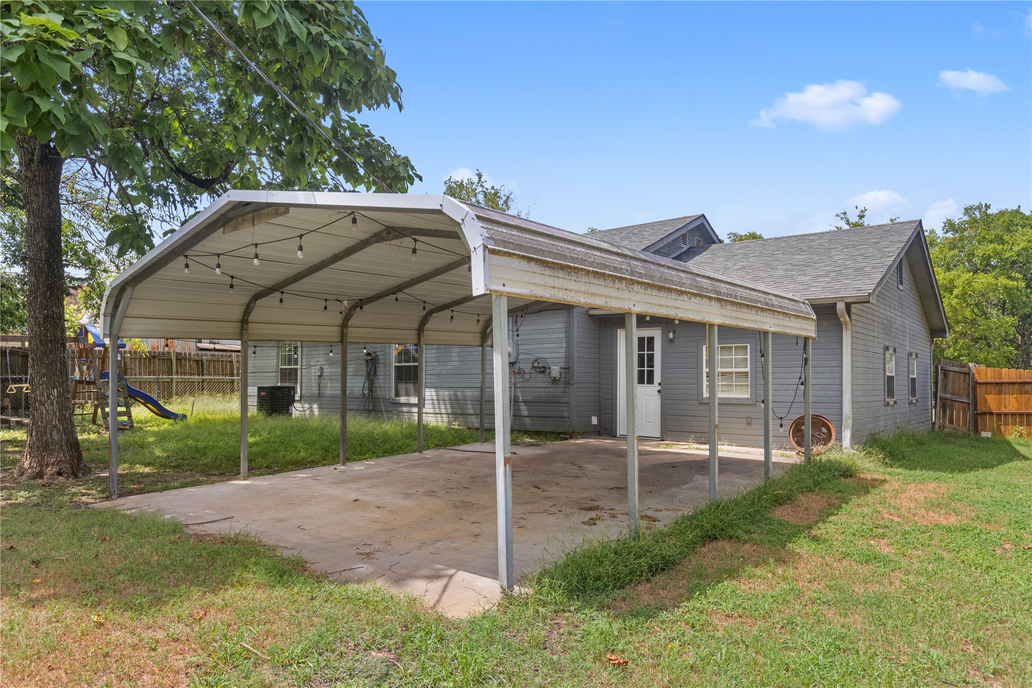 707 W Oklahoma Street Hugo OK 74743