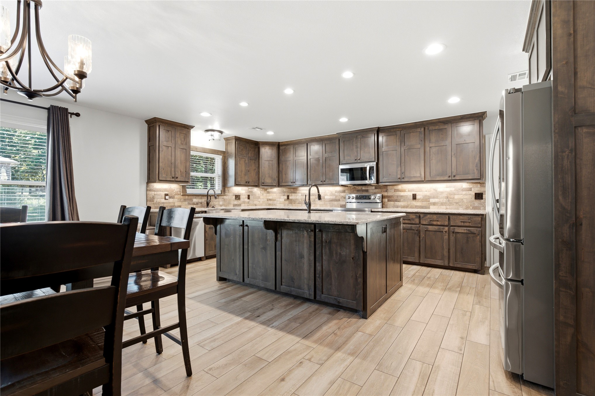 16265 N 573 Road Tahlequah OK 74464