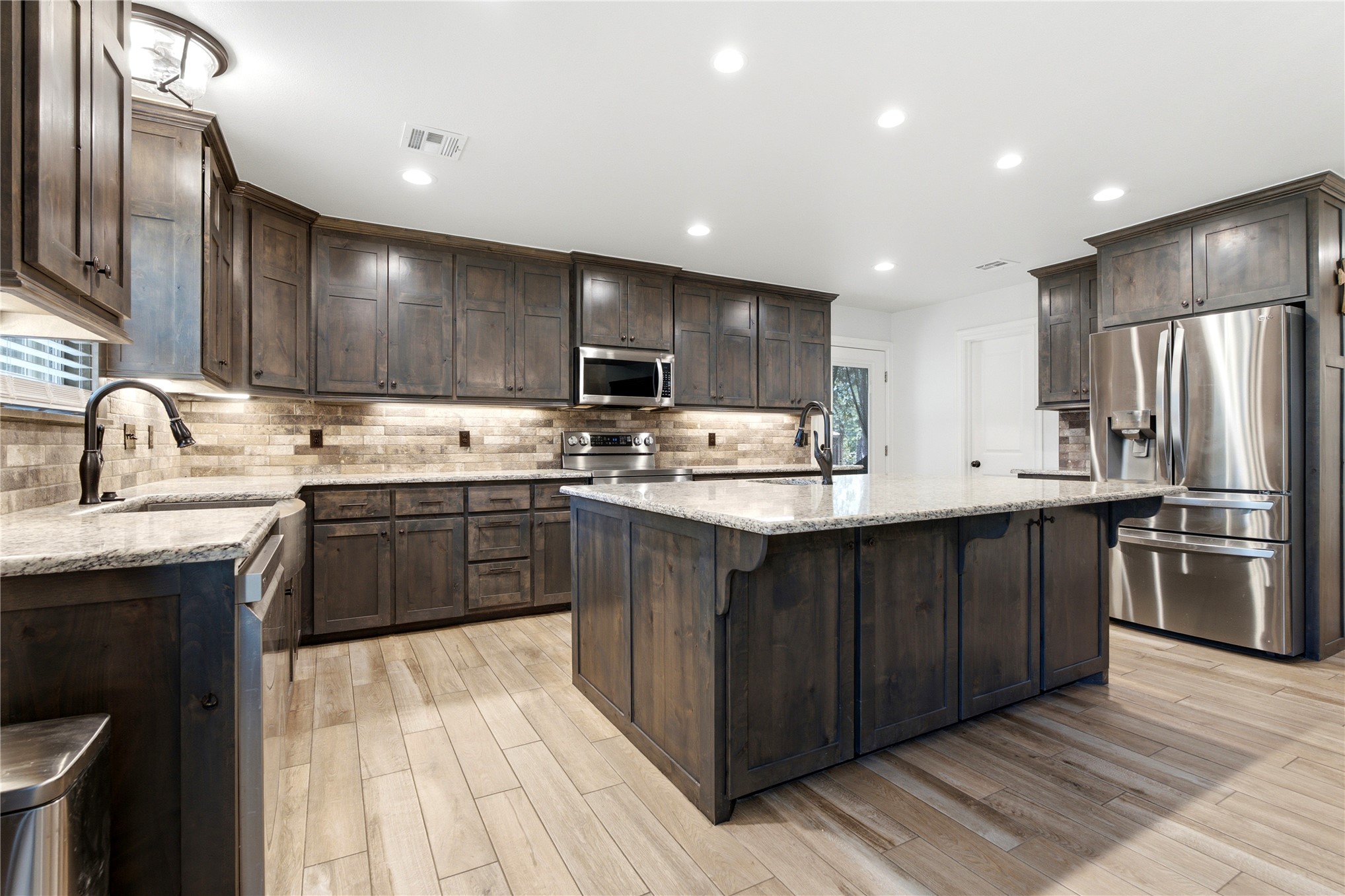 16265 N 573 Road Tahlequah OK 74464