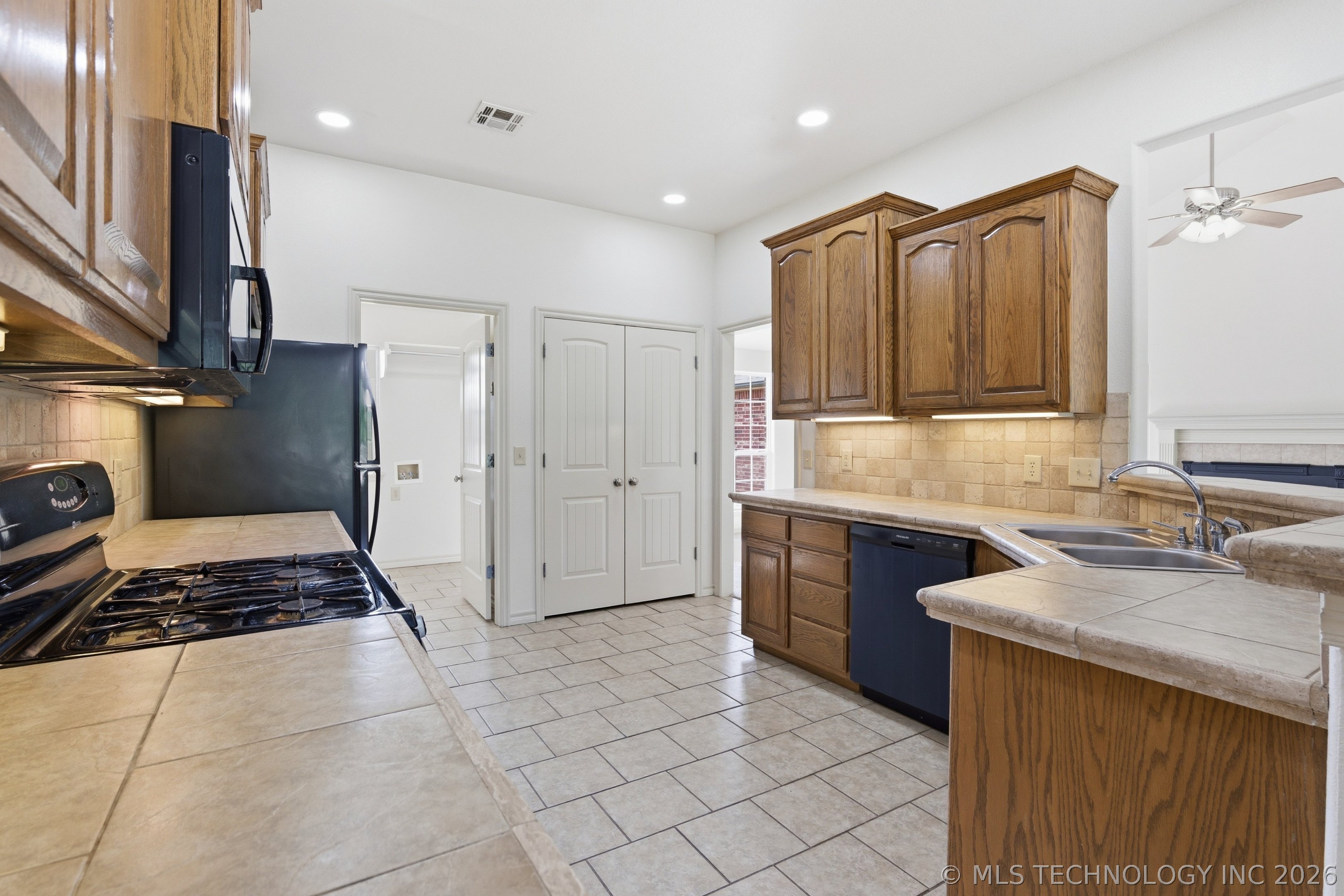 13535 E 463 Road Claremore OK 74017