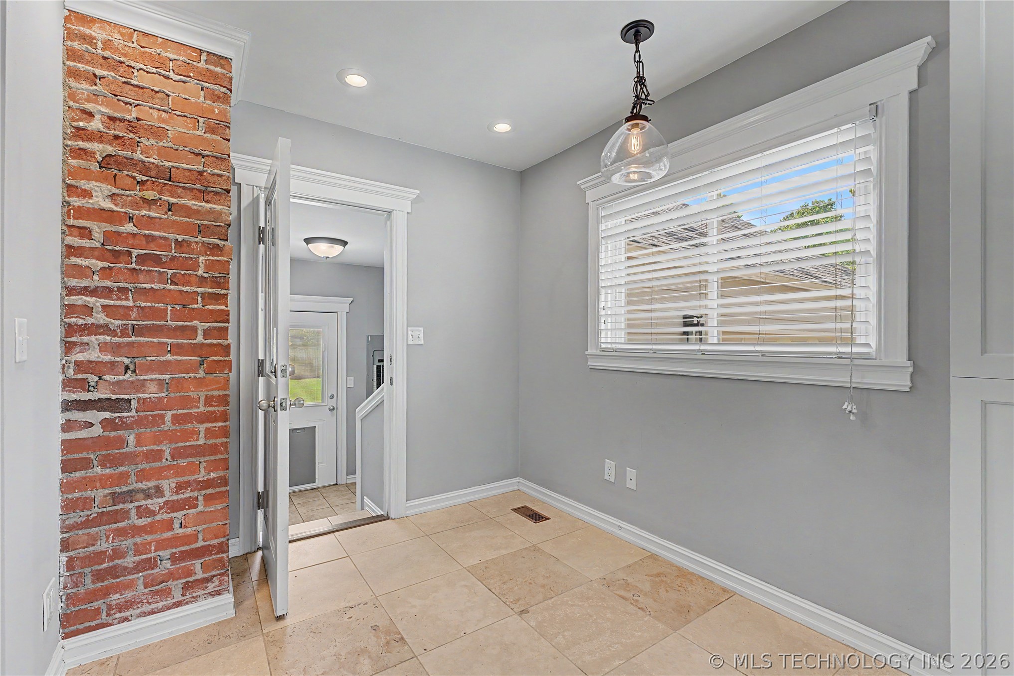 2430 E 17th Place Tulsa OK 74104