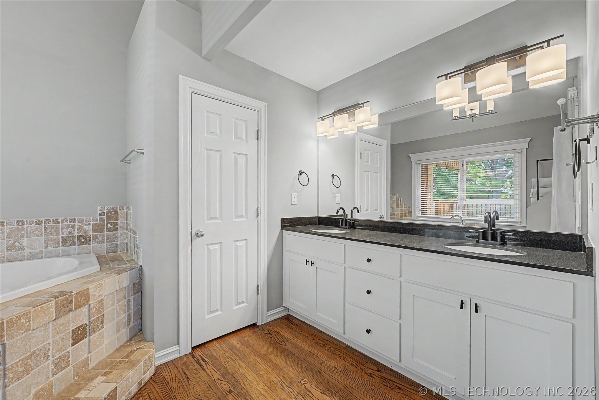 2430 E 17th Place Tulsa OK 74104