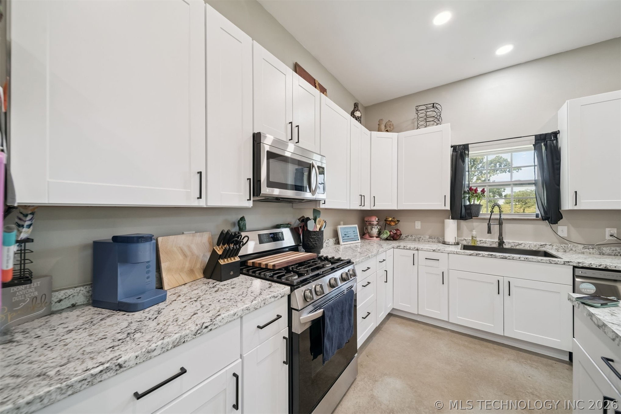 25724 County Road 1560 Stonewall OK 74871